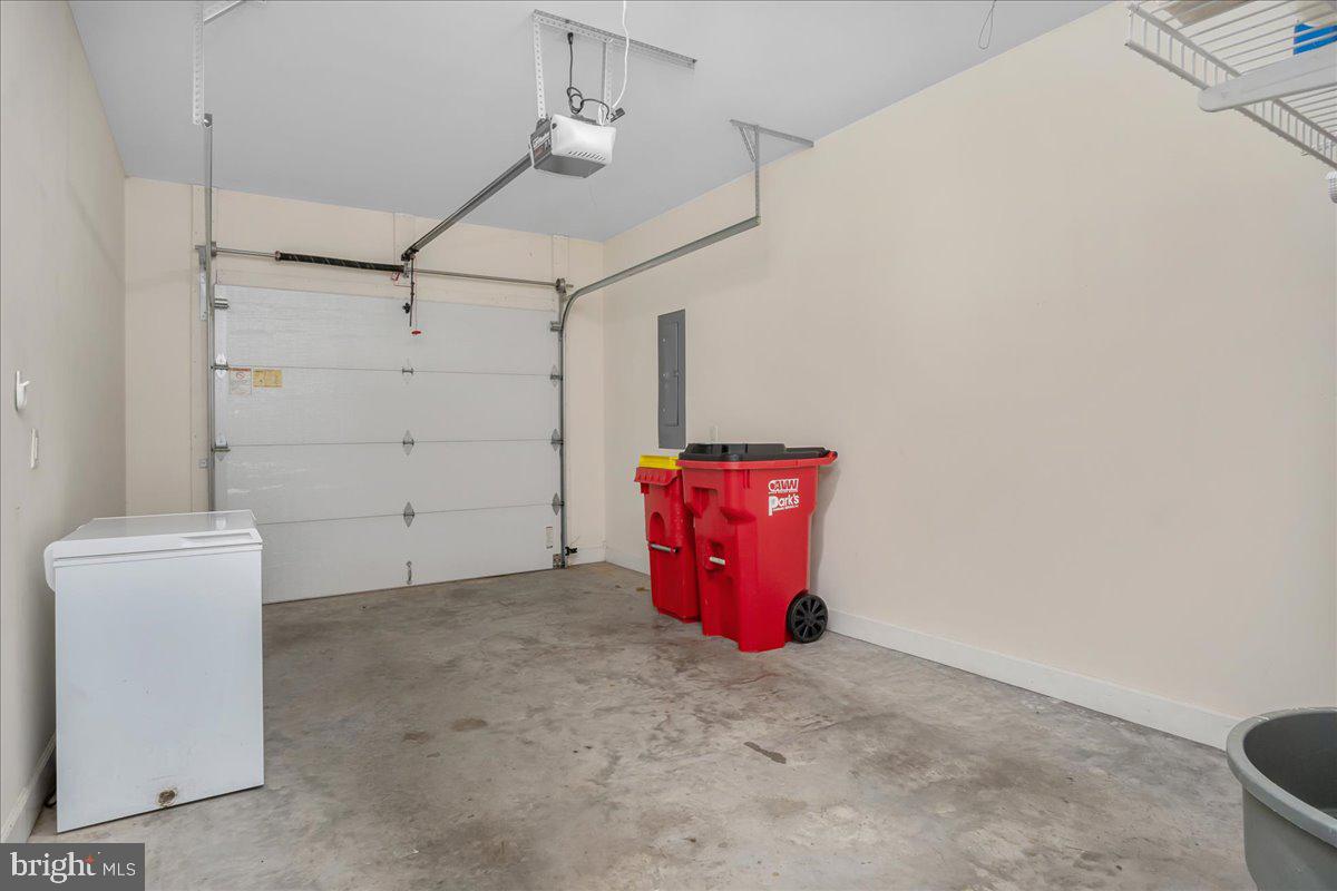 CORTLAND MANOR - Residential