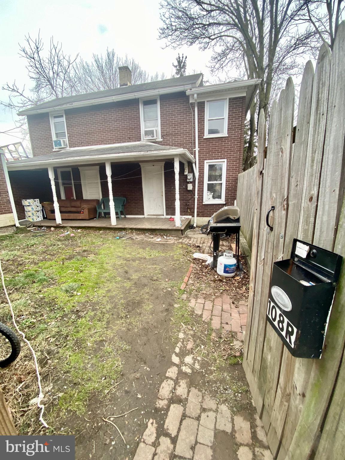 2BD,1BA PRIVATE YARD, LARGE FRONT PORCH, STORAGE SHED(S), BATHROOM RECENTLY RENOVATE WITH MARBLE TILE AND LARGE SOAKING TUB, ROOF AND WINDOWS LESS THAN 13 YEARS OLD GENERATES $950-$1,000/M
SELLER HAS MULTIPLE PROPERTIES FOR SALE, PURCHASE 1 OR PURCHASE MULTIPLE, BRING ALL OFFERS. ALL PROPERTIES HAVE LEAD CERTIFICATE AND RENTAL LICENSE
CHECK OUT THESE OTHER LISTINGS
MDAL2010962 - 108 RR SPRINGDALE ST, CUMBERLAND MD 21502
MDAL2010876 - 744 MARYLAND AVE, CUMBERLAND MD 21502
MDAL2010912 - 803 MARYLAND AVE, CUMBERLAND MD 21502
MDAL2010914 - 628 ELM ST, CUMBERLAND MD 21502
MDAL2010878 - 652 BAKER ST, CUMBERLAND MD 21502
MDAL2010880 - 220 OAK ST, CUMBERLAND MD 21502
MDAL2010966 - 108-108R-110-112 FOURTH ST, CUMBERLAND MD 21502