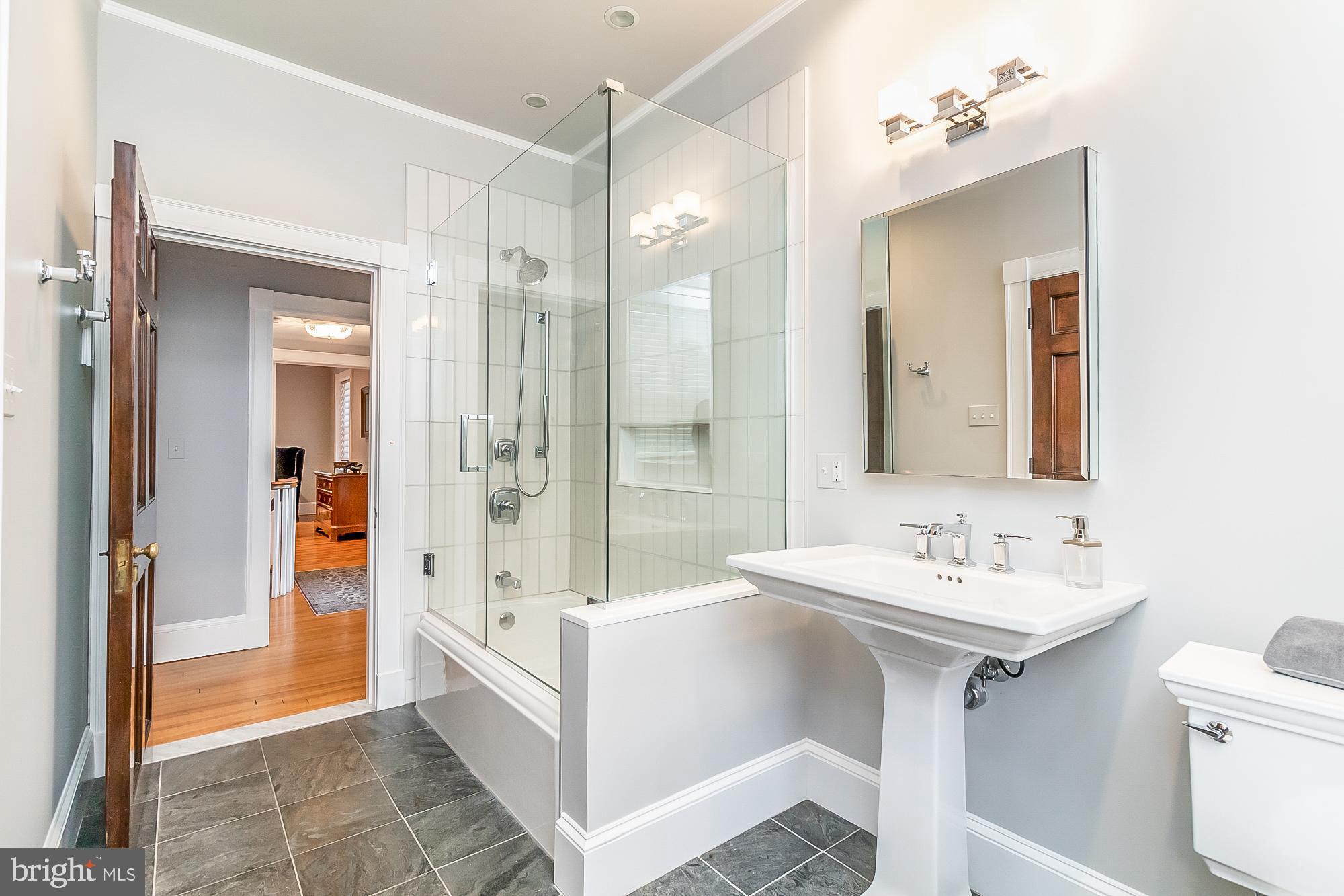 GUILFORD - Residential