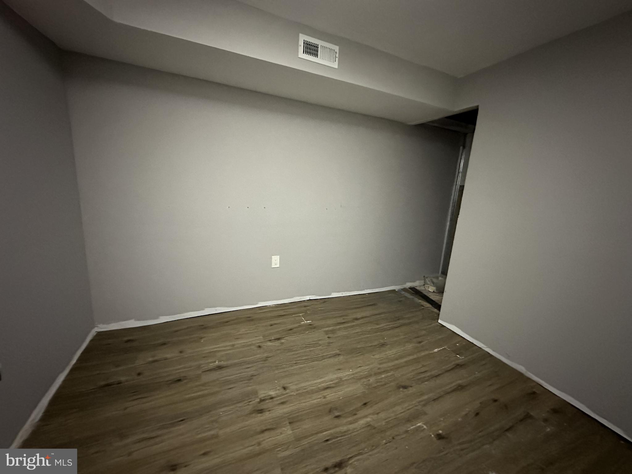 MONDAWMIN - Residential