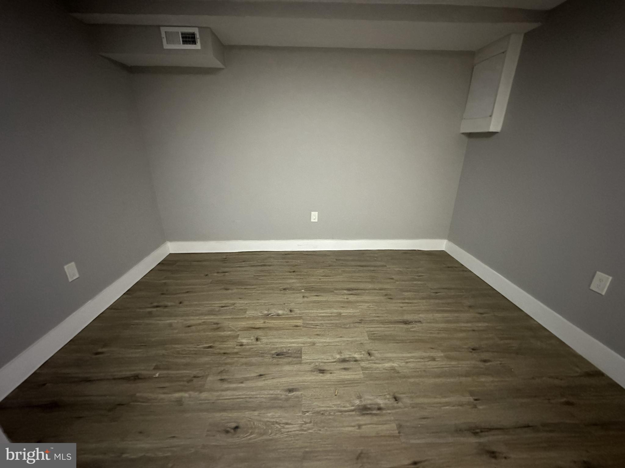 MONDAWMIN - Residential