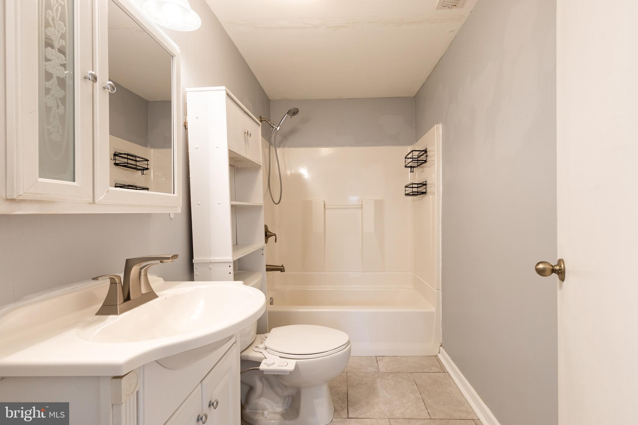 SOMERSET - Residential