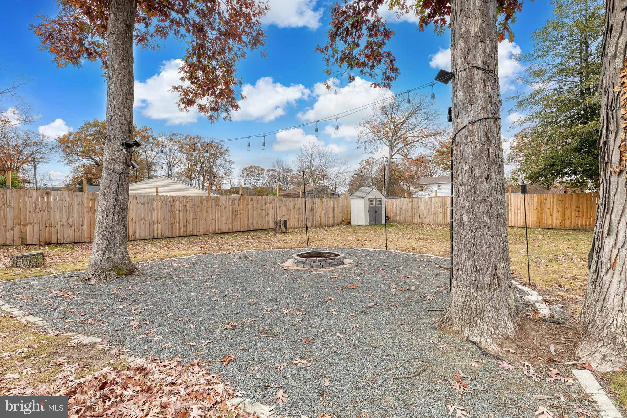 SOMERSET - Residential