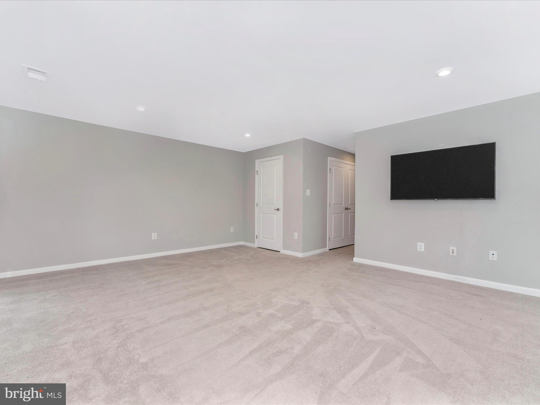 CARDINAL POINTE - Residential