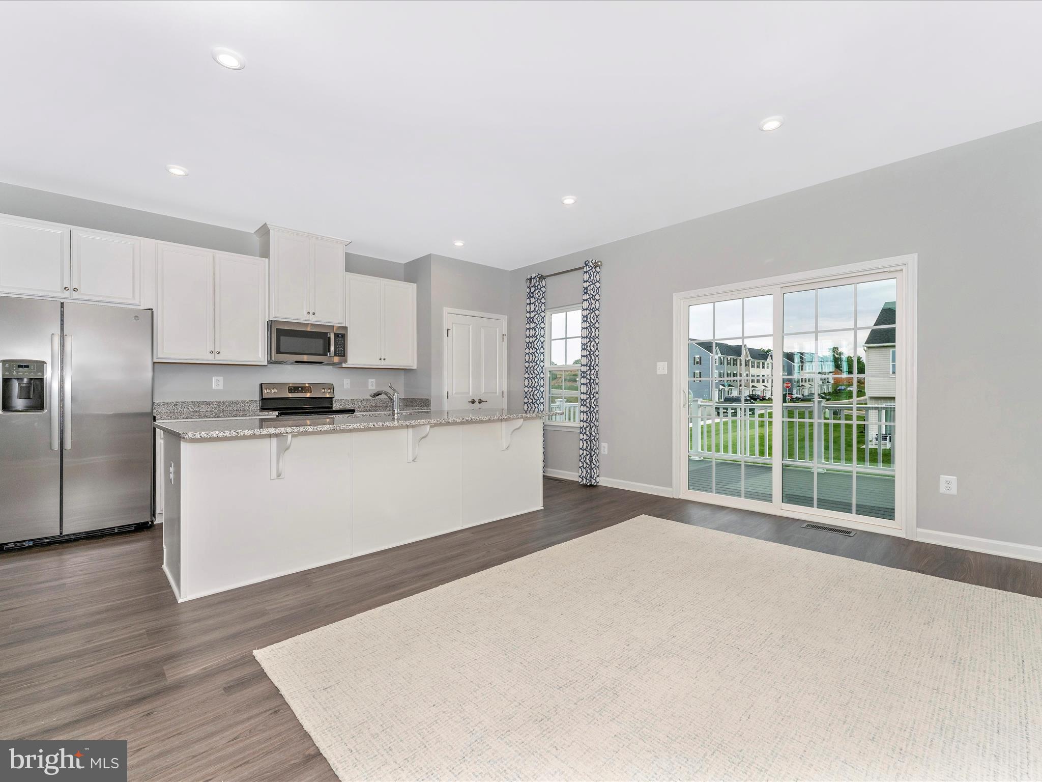 CARDINAL POINTE - Residential