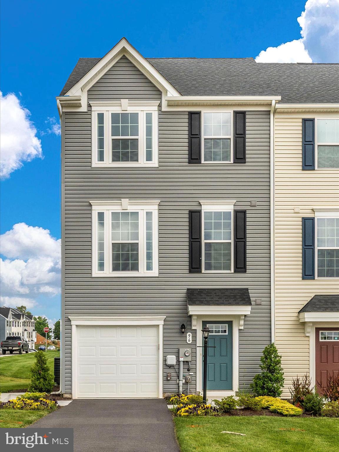 CARDINAL POINTE - Residential