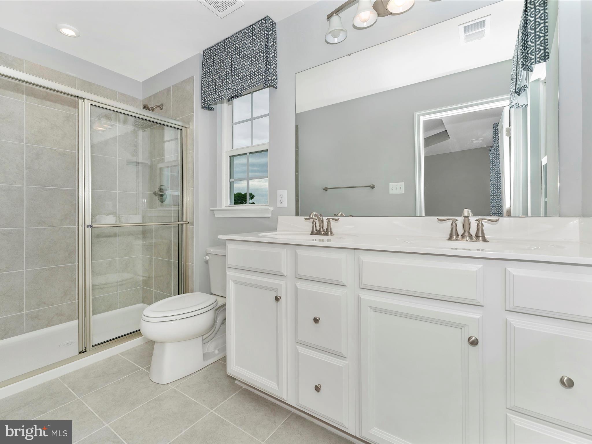 CARDINAL POINTE - Residential