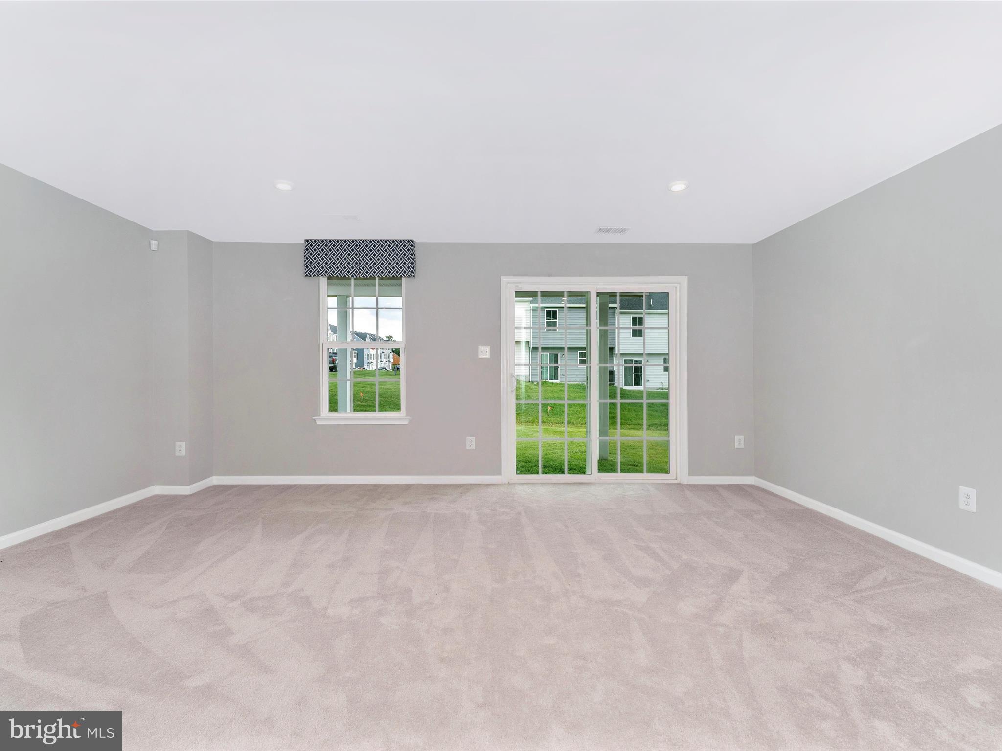 CARDINAL POINTE - Residential