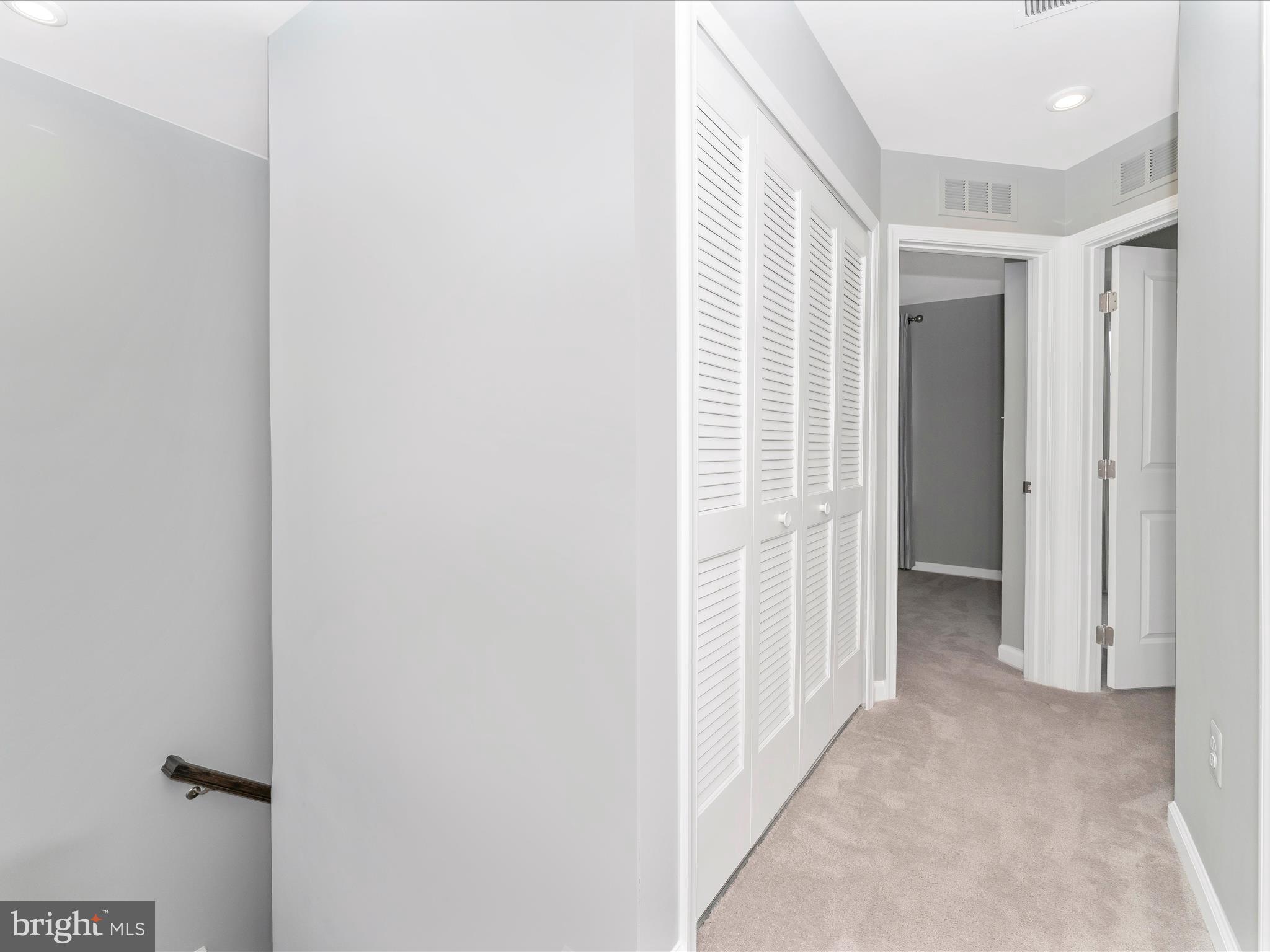 CARDINAL POINTE - Residential