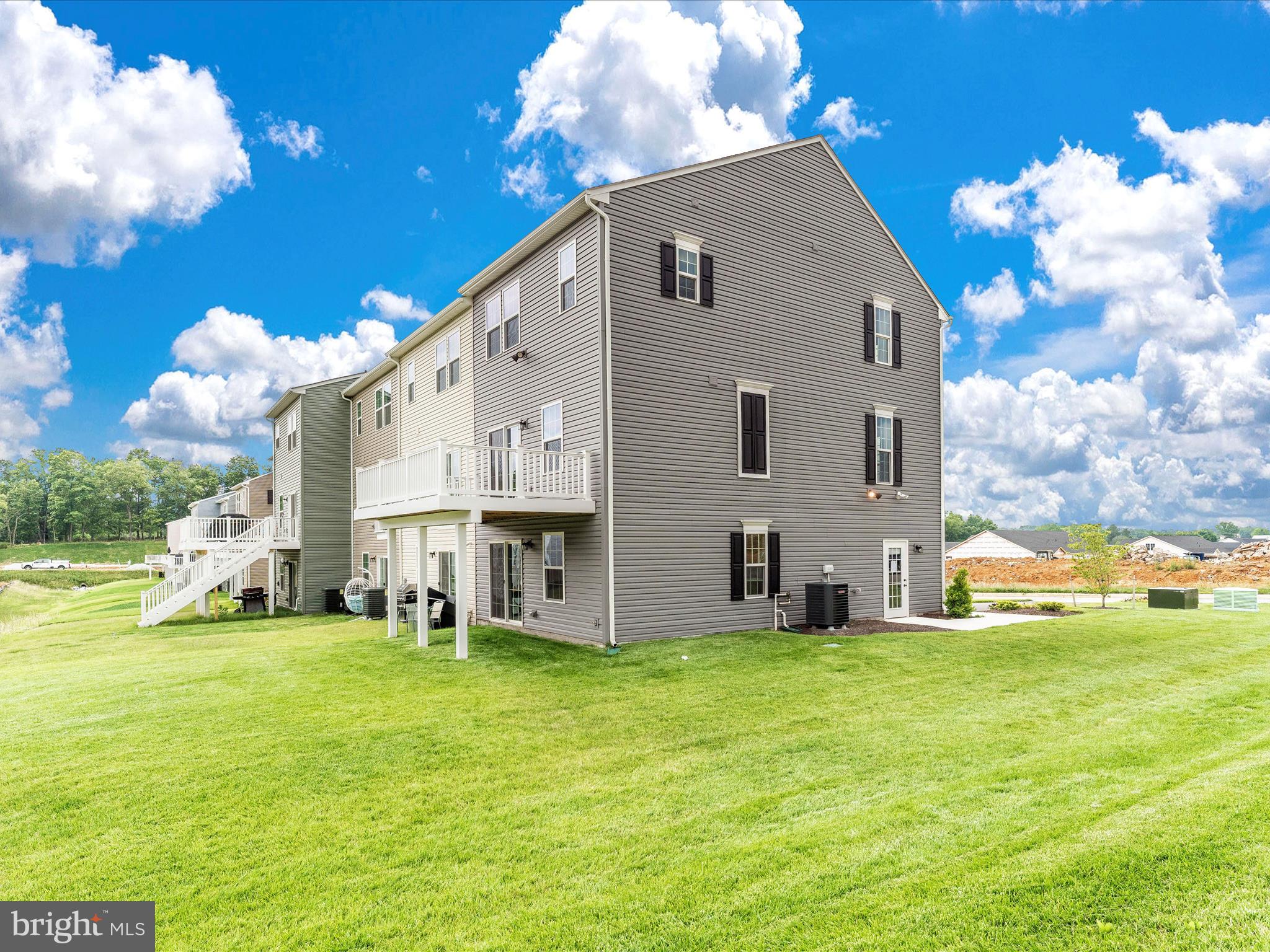 CARDINAL POINTE - Residential