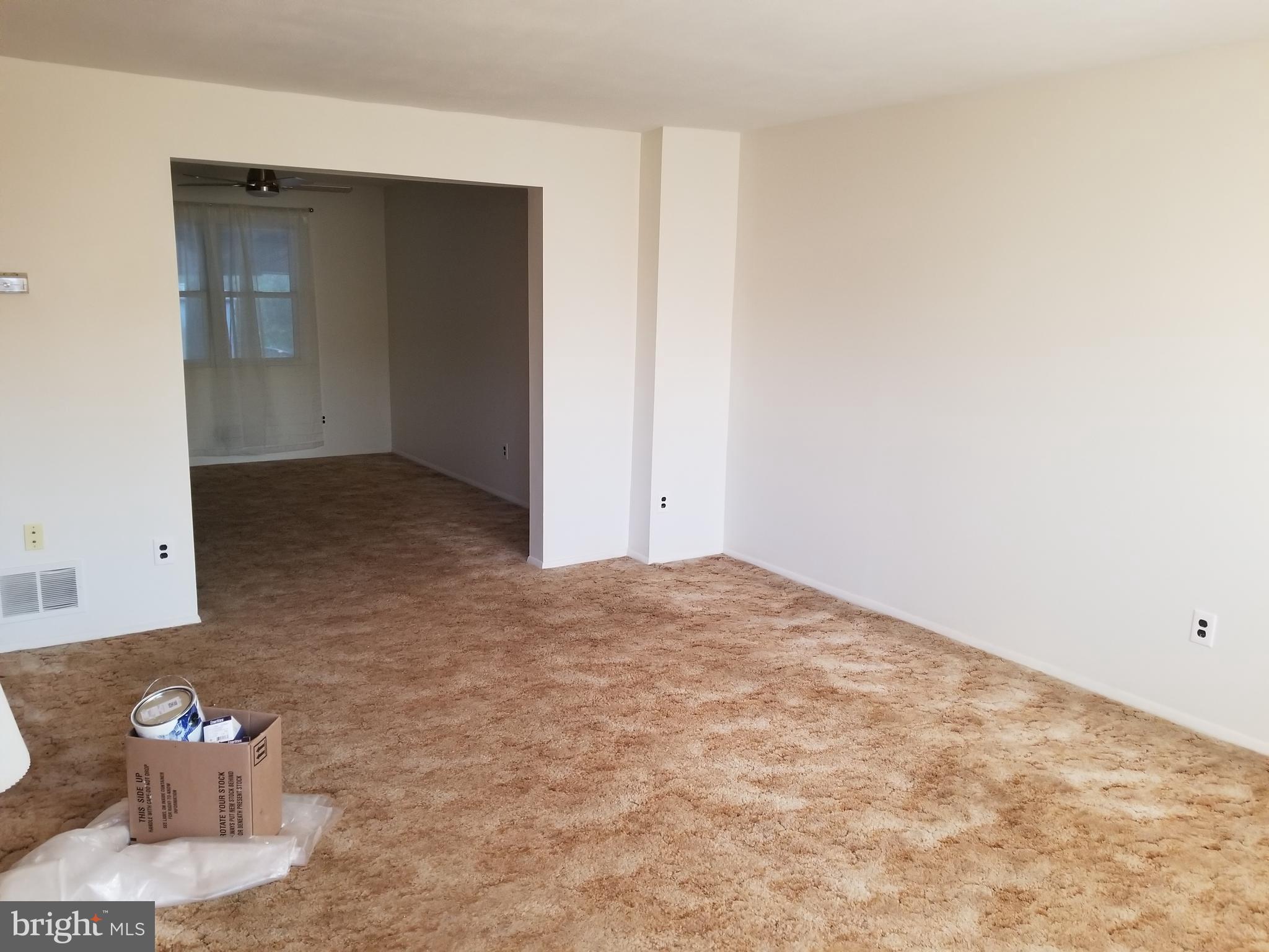 HOLLAND HILL - Residential