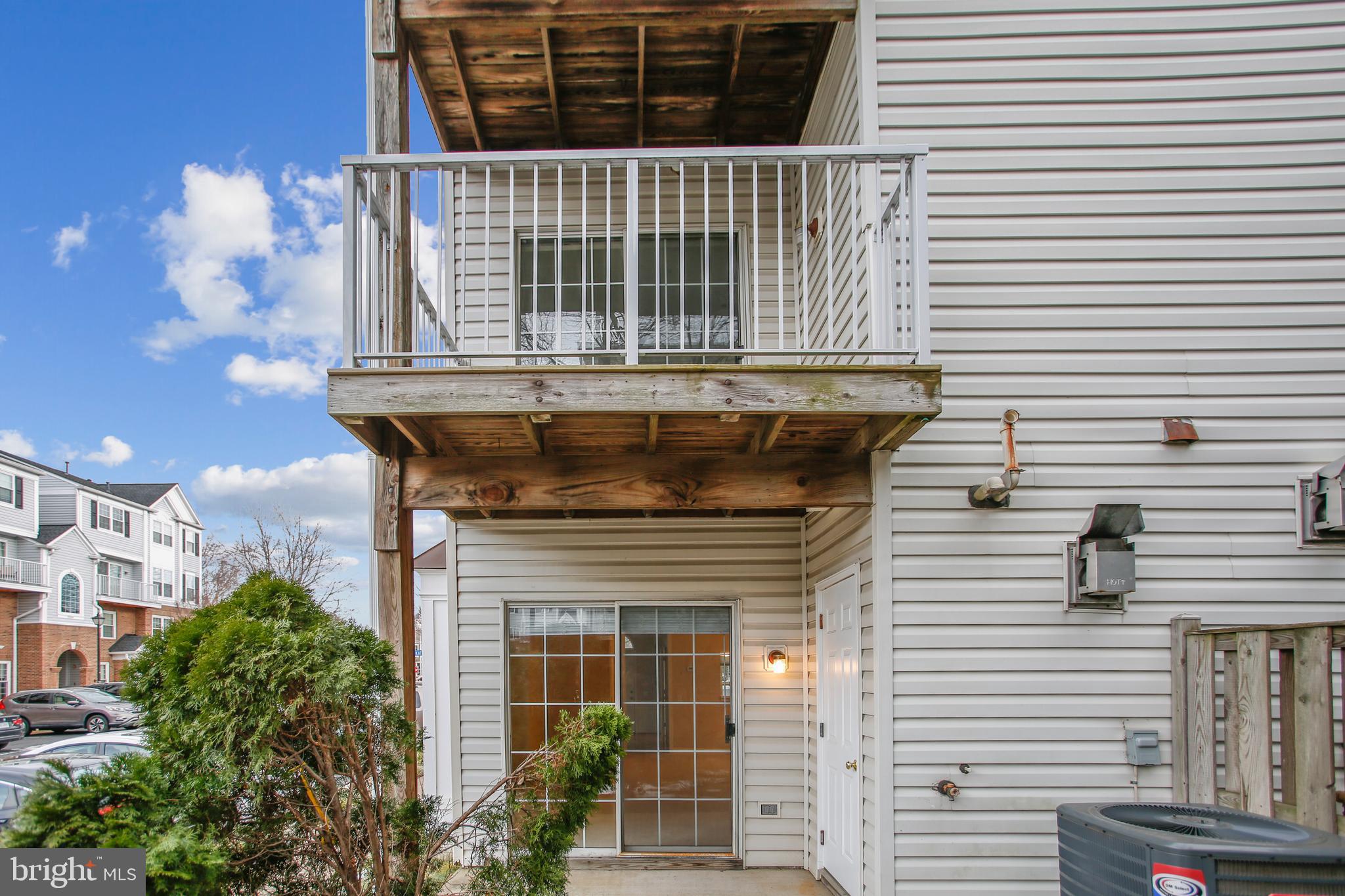 SYCAMORES AT VAN DORN - Residential Lease