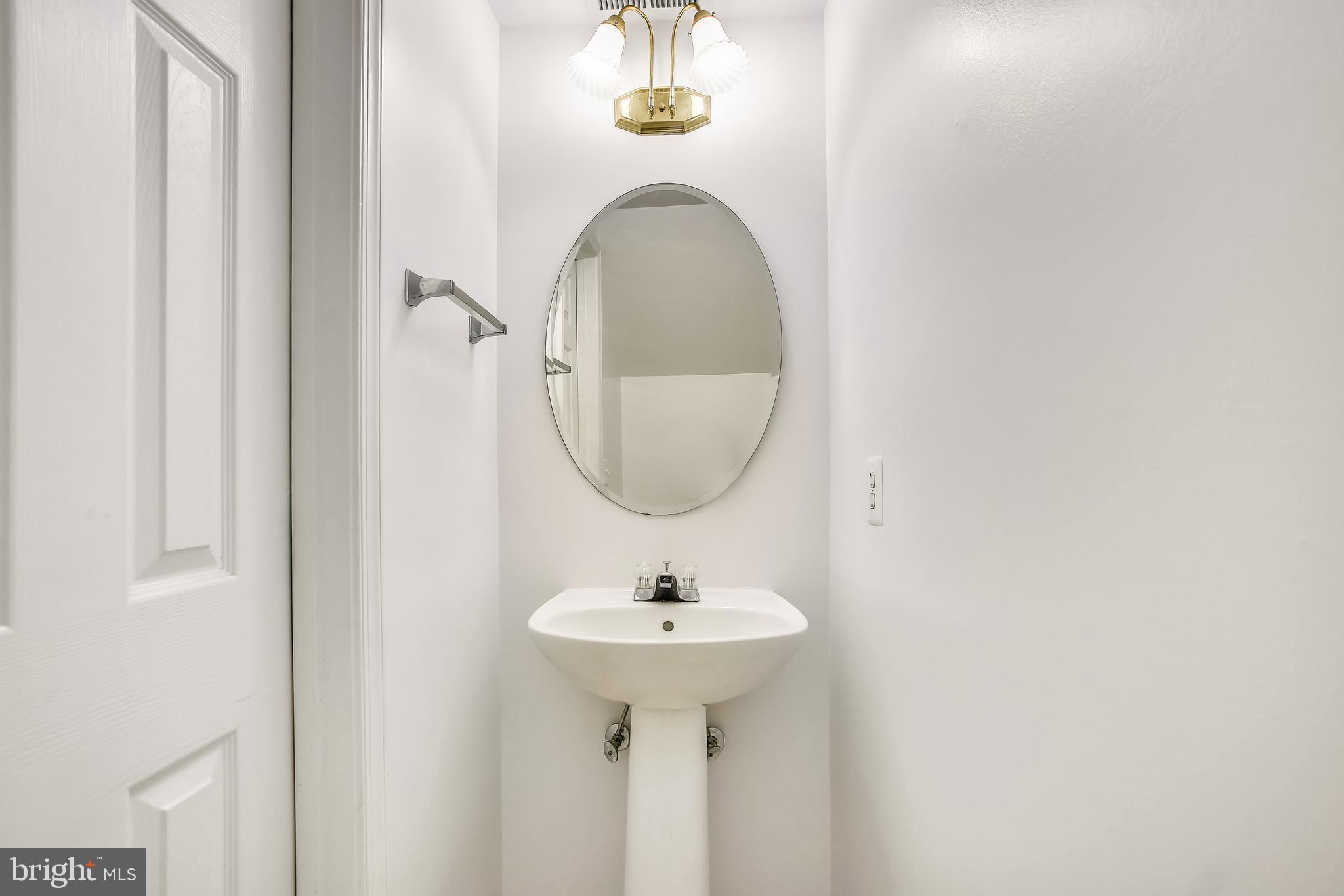 SYCAMORES AT VAN DORN - Residential Lease