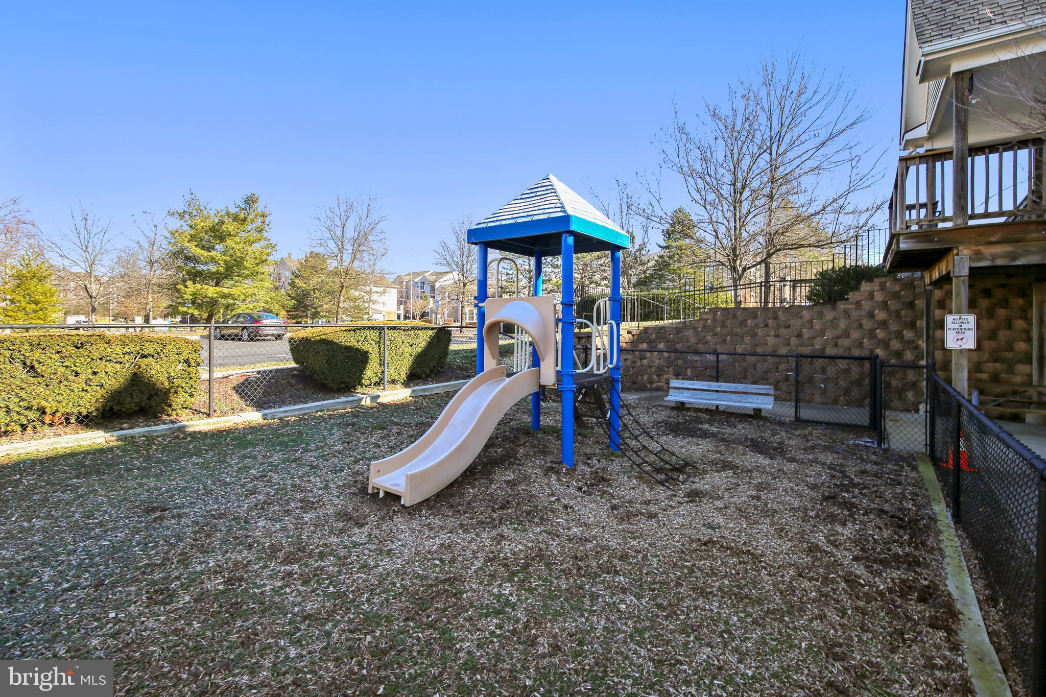 SYCAMORES AT VAN DORN - Residential Lease