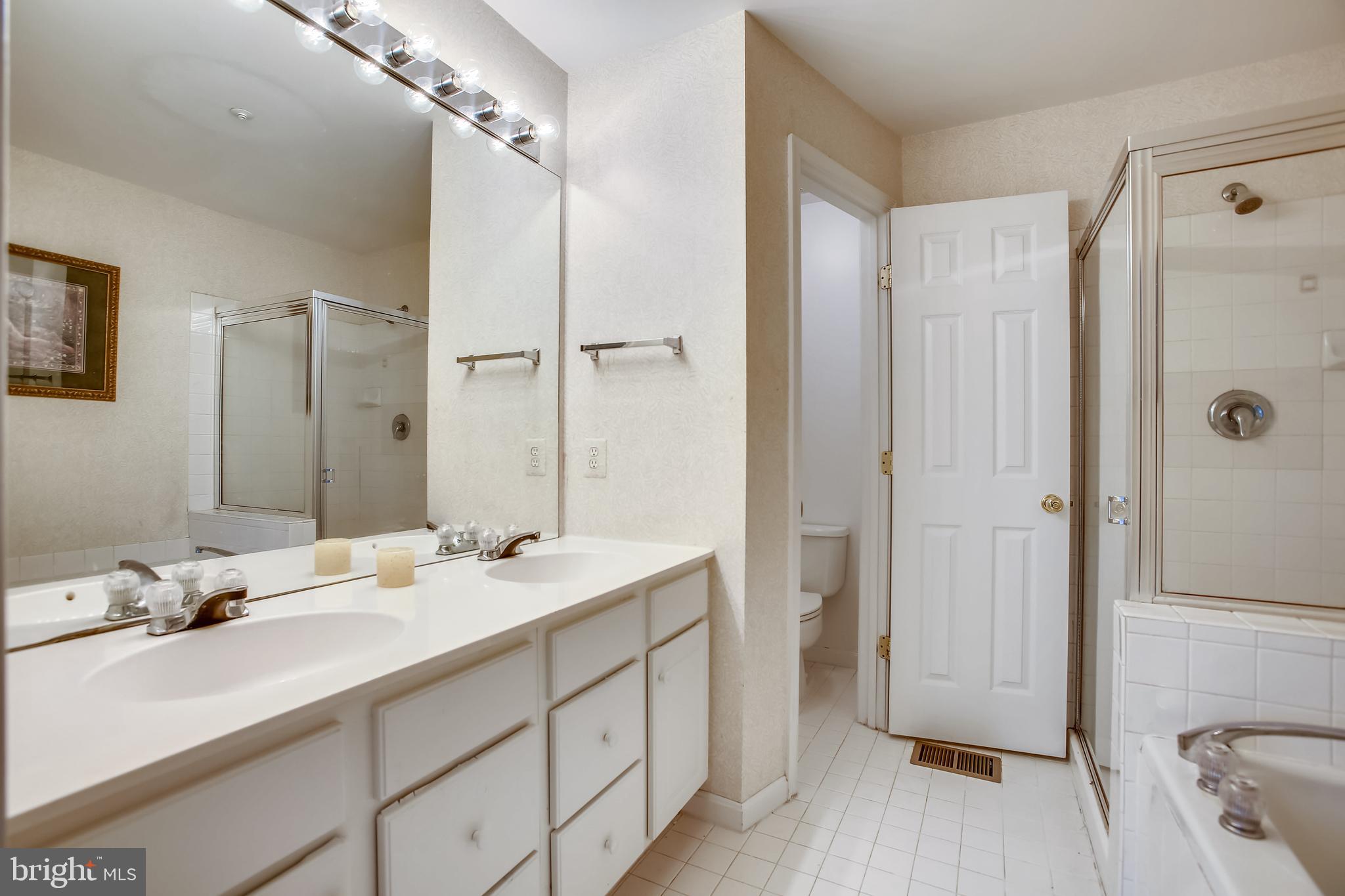 SYCAMORES AT VAN DORN - Residential Lease