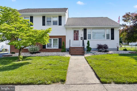 88 Madison Avenue, Hamilton, NJ 08619 - MLS#: NJME2059360