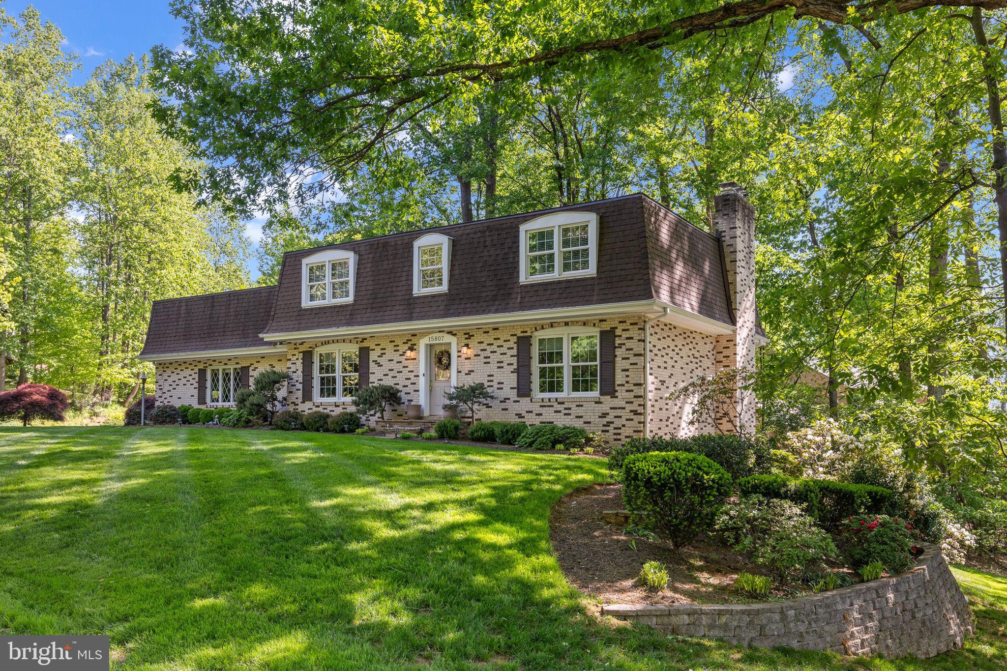 LAKE MONTCLAIR - Residential