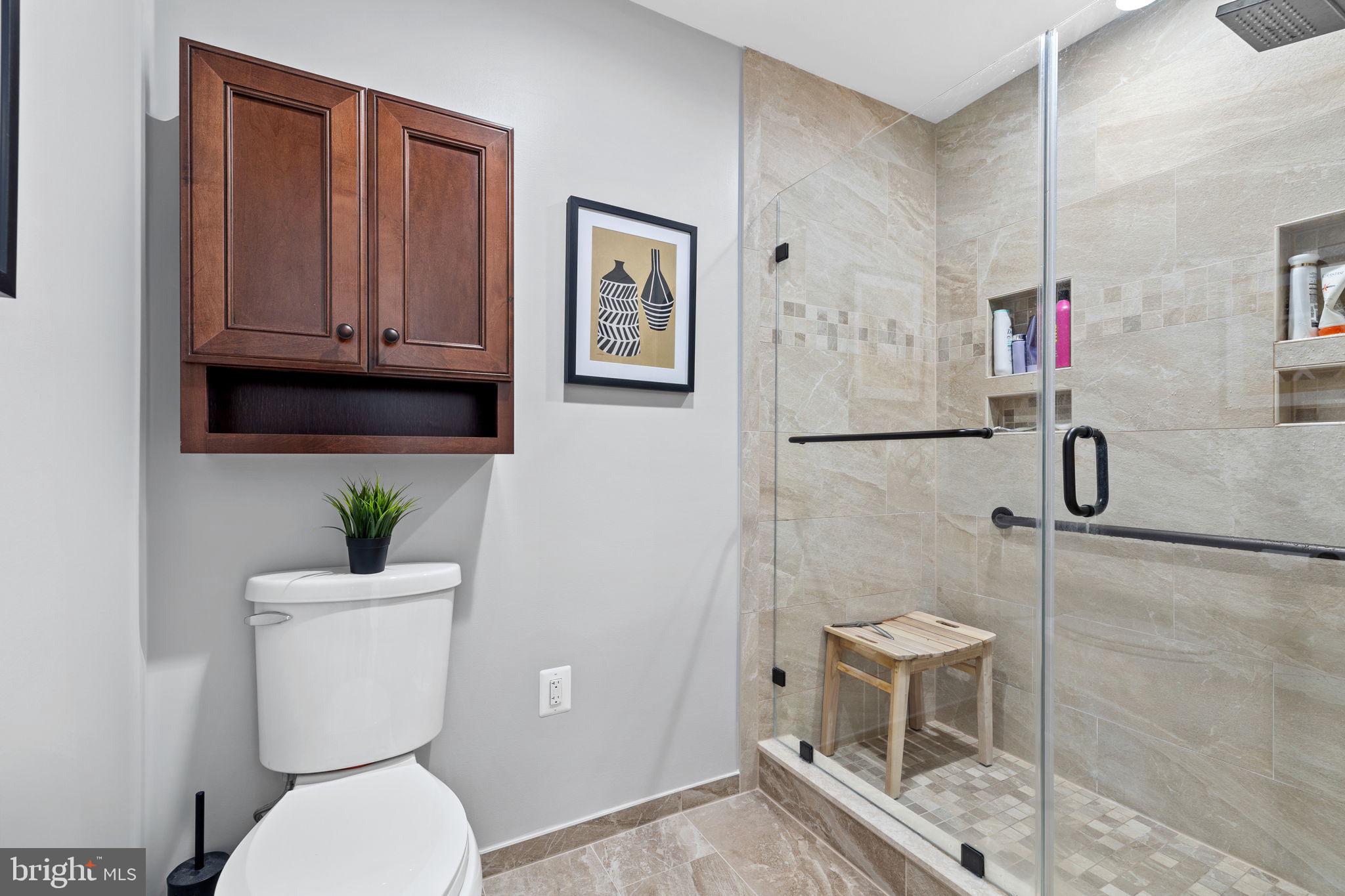 LAKE MONTCLAIR - Residential