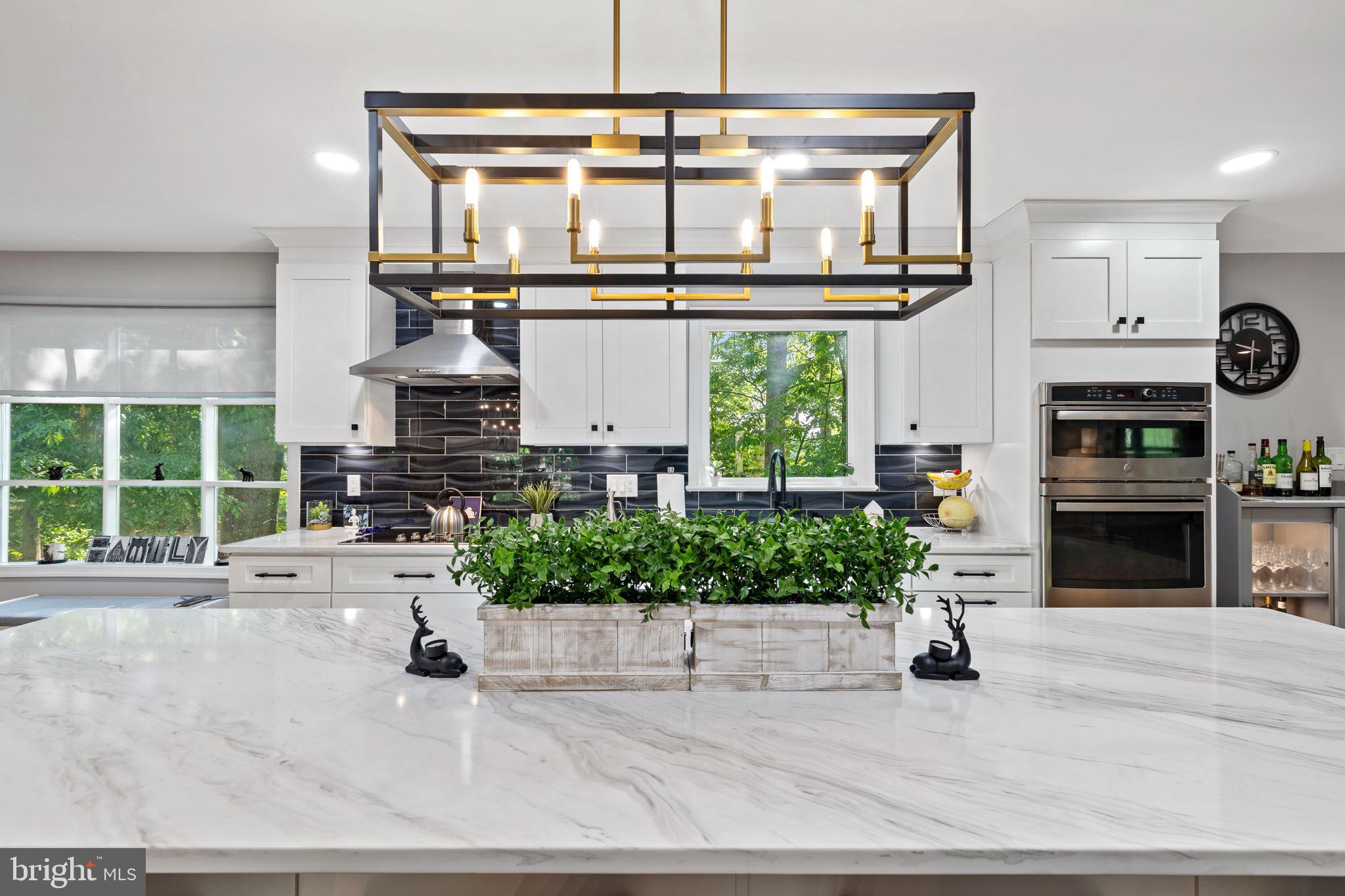 LAKE MONTCLAIR - Residential