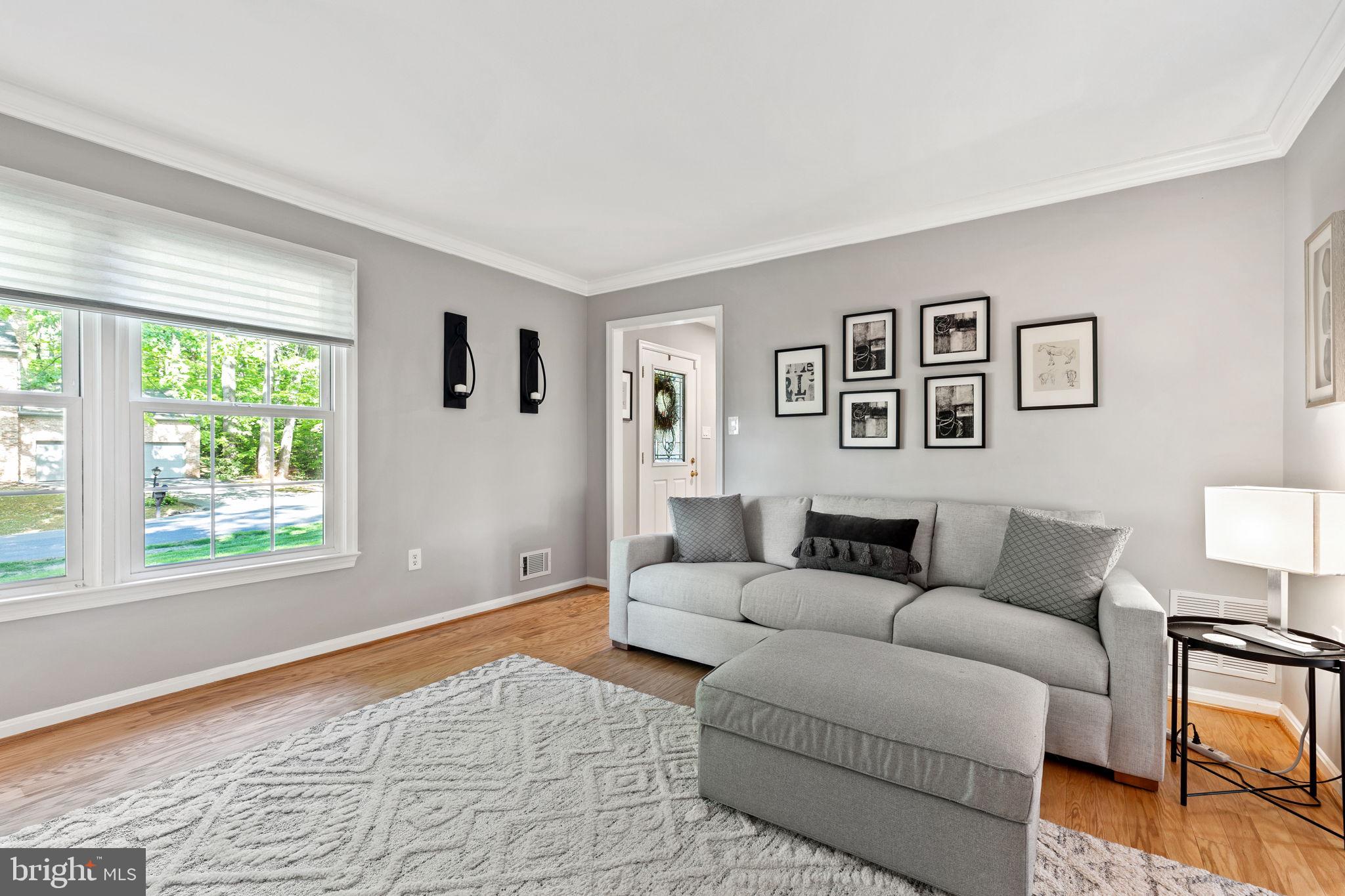 LAKE MONTCLAIR - Residential