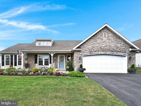 Photo of 981 Cambridge Drive, MANHEIM, PA 17545 (MLS # PALA2077216)