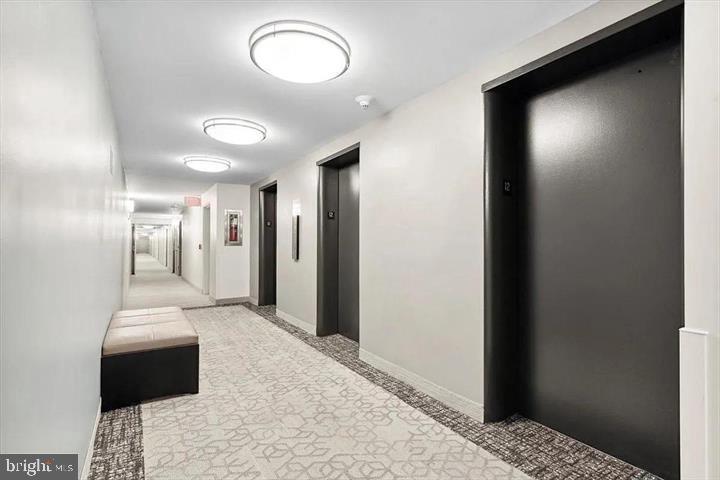 LOGAN SQUARE - Residential