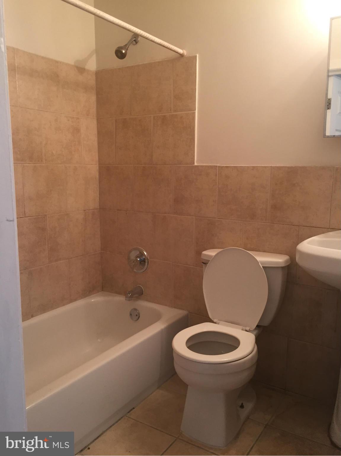 HILLENDALE ESTATES - Residential