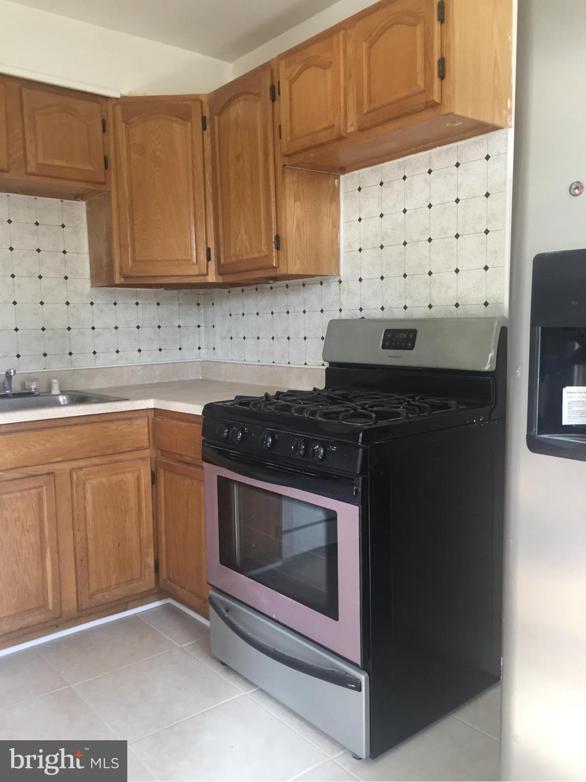 HILLENDALE ESTATES - Residential