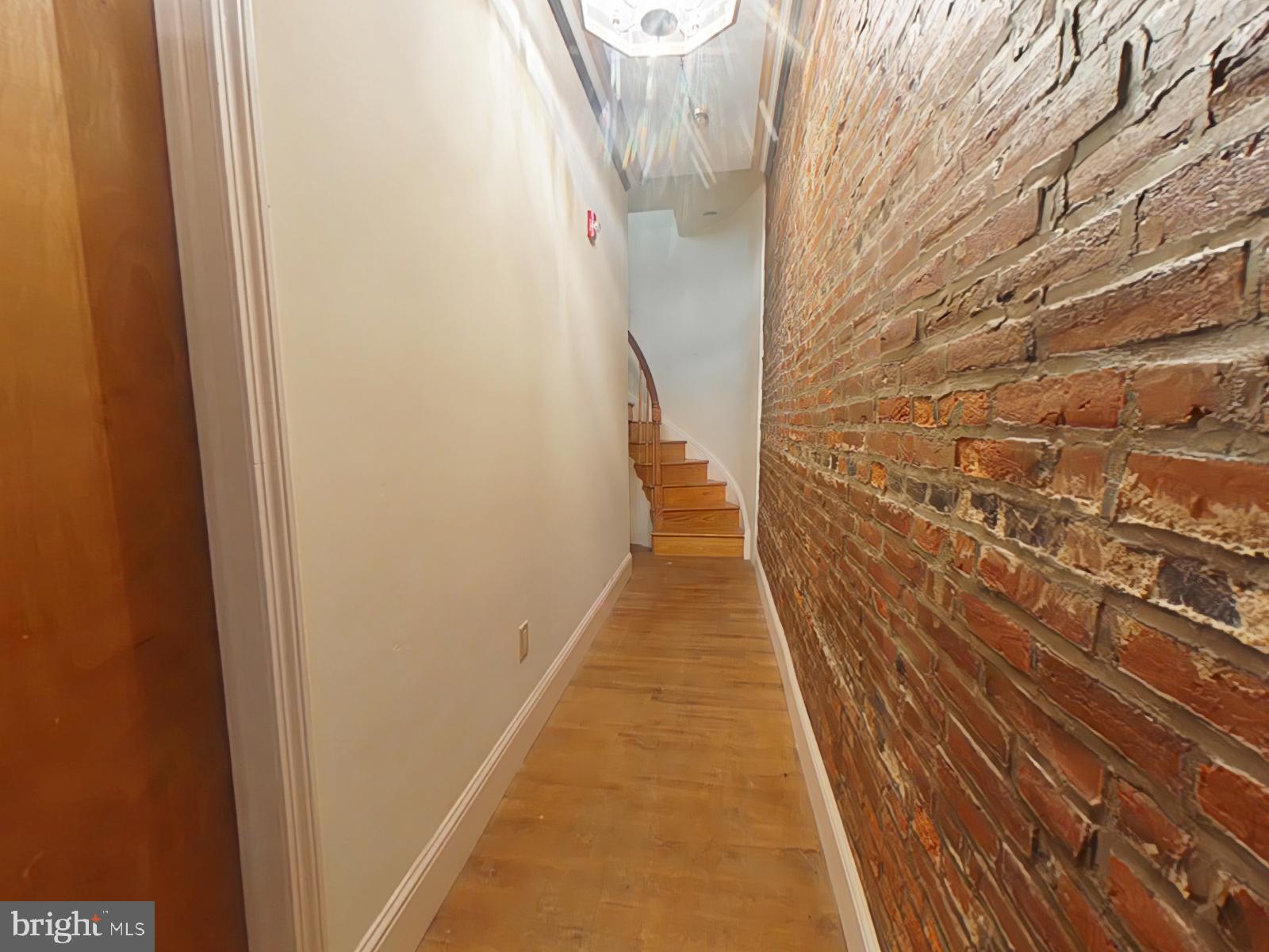 GRADUATE HOSPITAL - Residential Lease