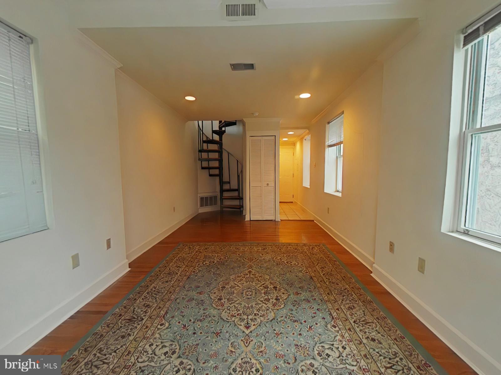 GRADUATE HOSPITAL - Residential Lease