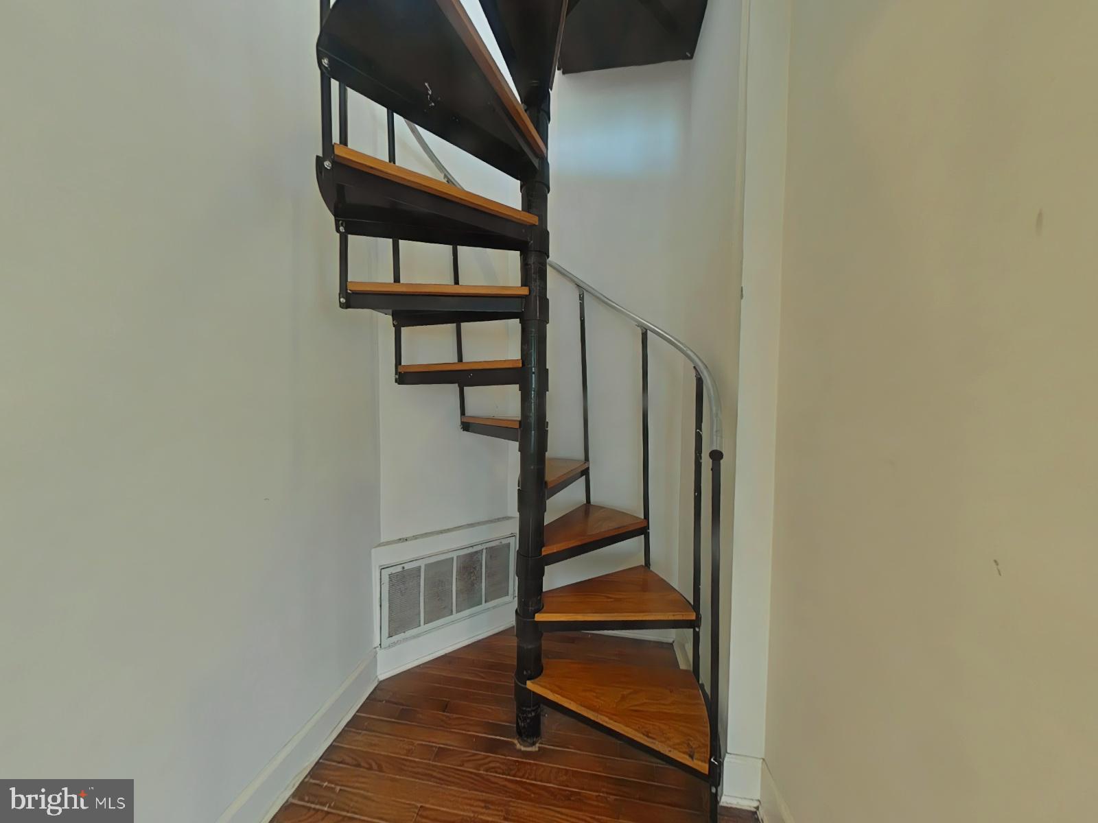 GRADUATE HOSPITAL - Residential Lease