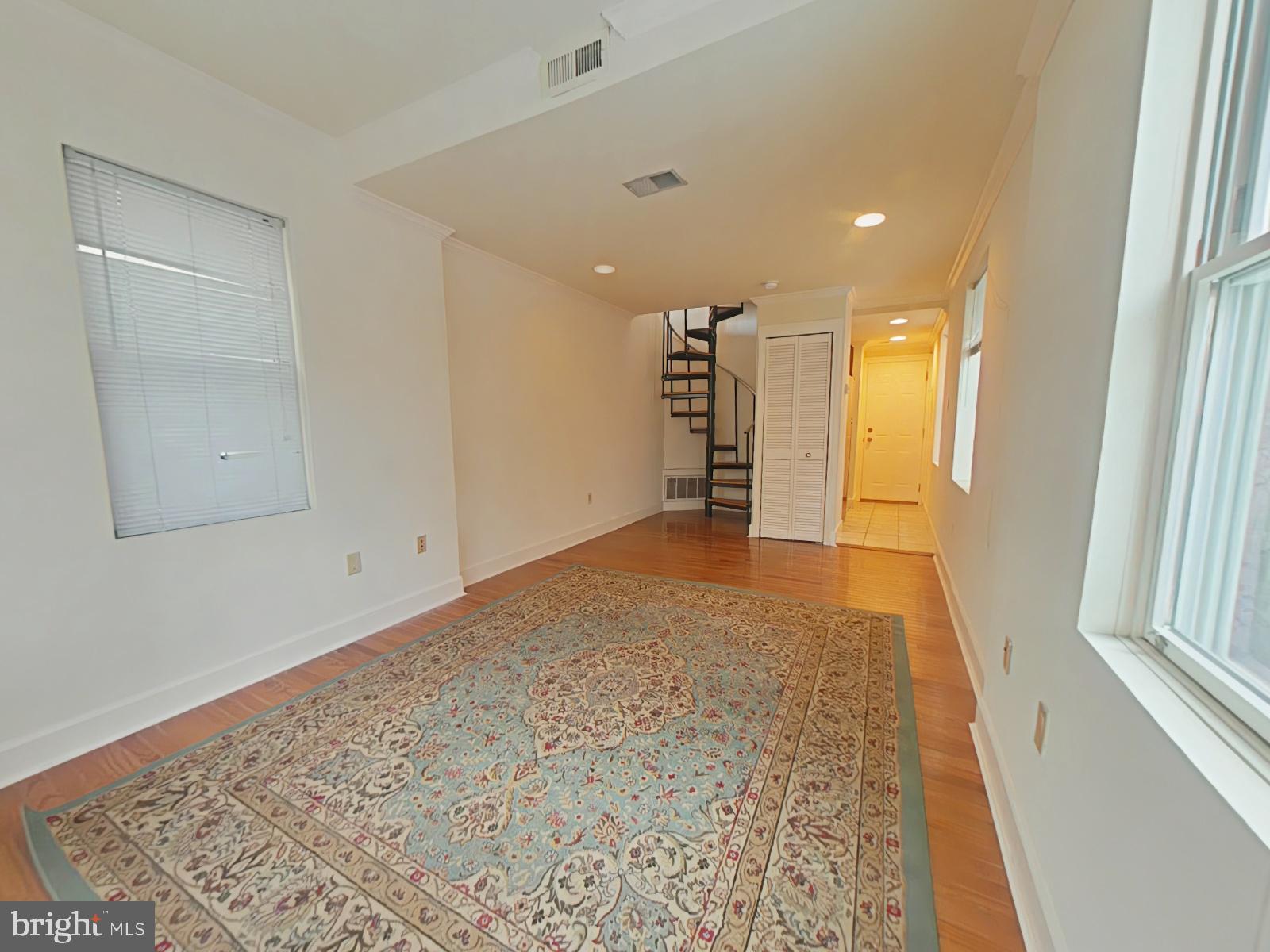 GRADUATE HOSPITAL - Residential Lease