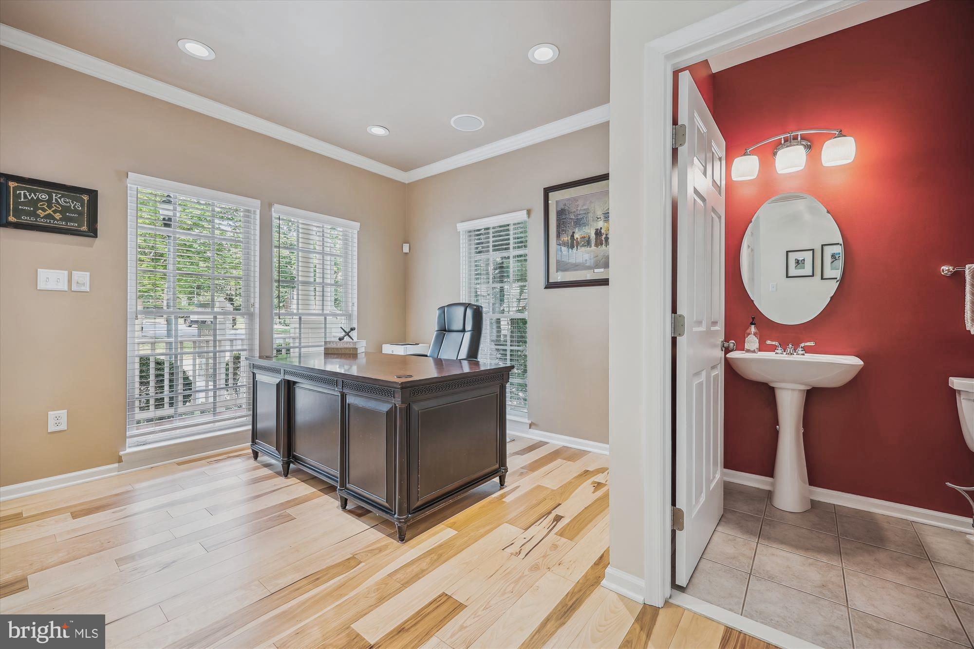 LAKELANDS - Residential