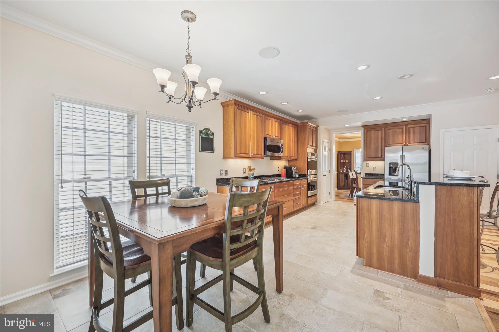 LAKELANDS - Residential