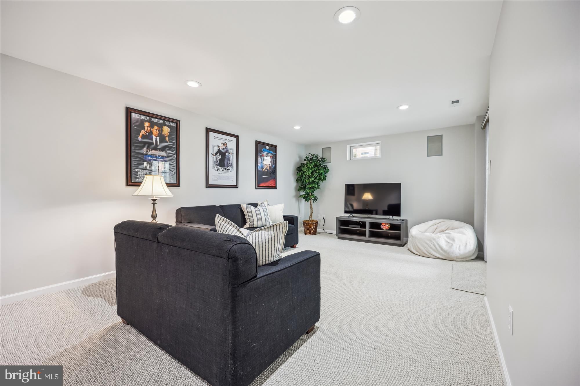 LAKELANDS - Residential