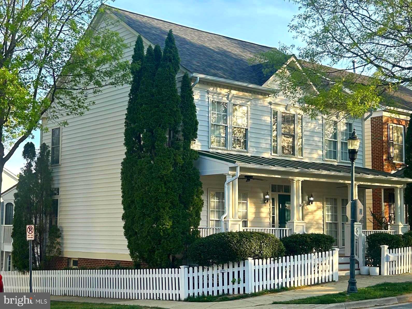 502 LEANING OAK STREET