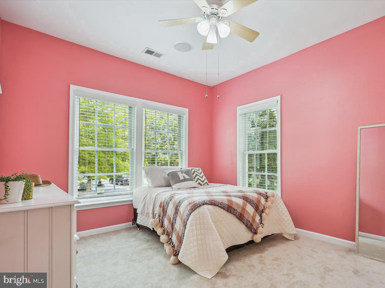 LAKELANDS - Residential