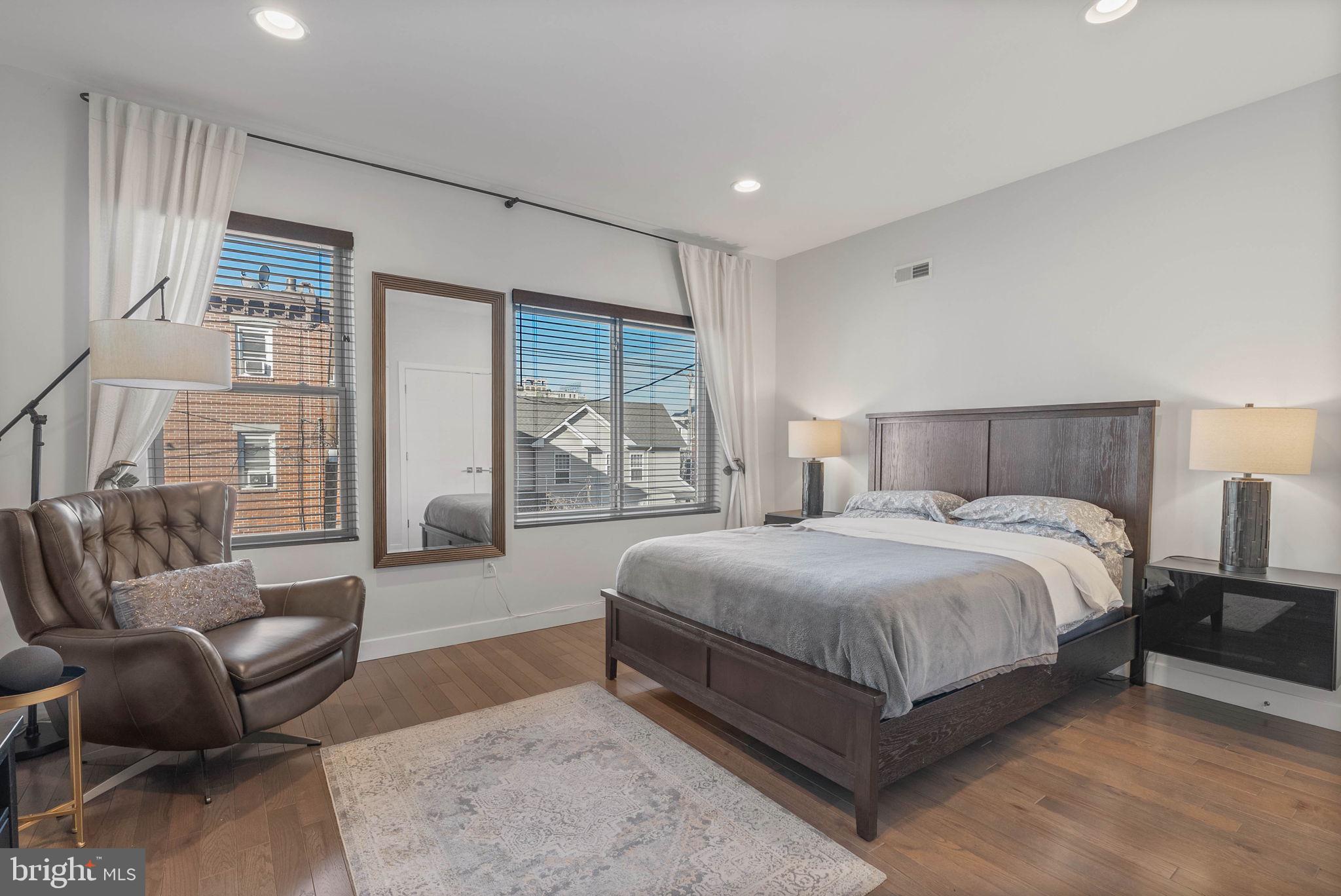 OLDE KENSINGTON - Residential