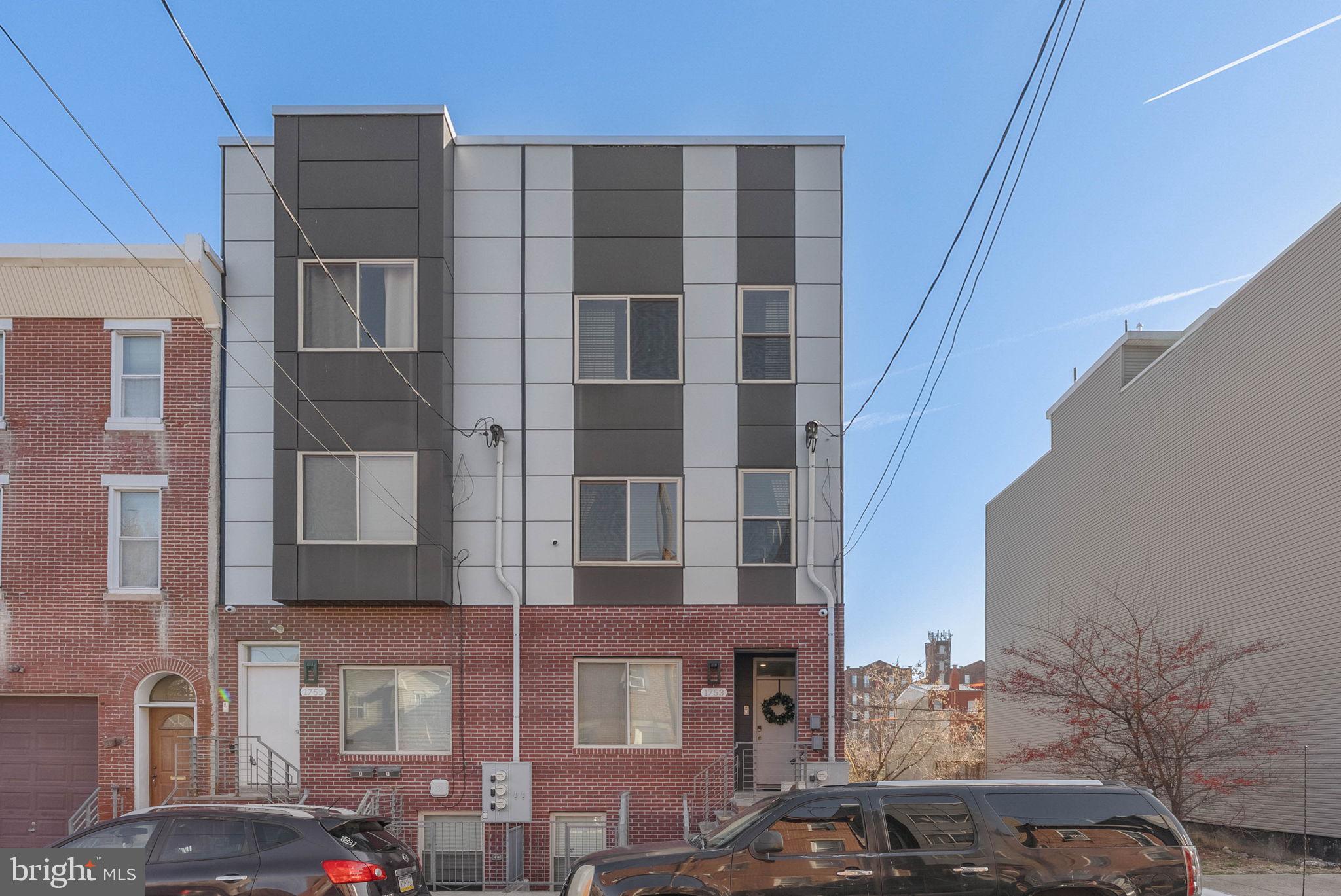 OLDE KENSINGTON - Residential