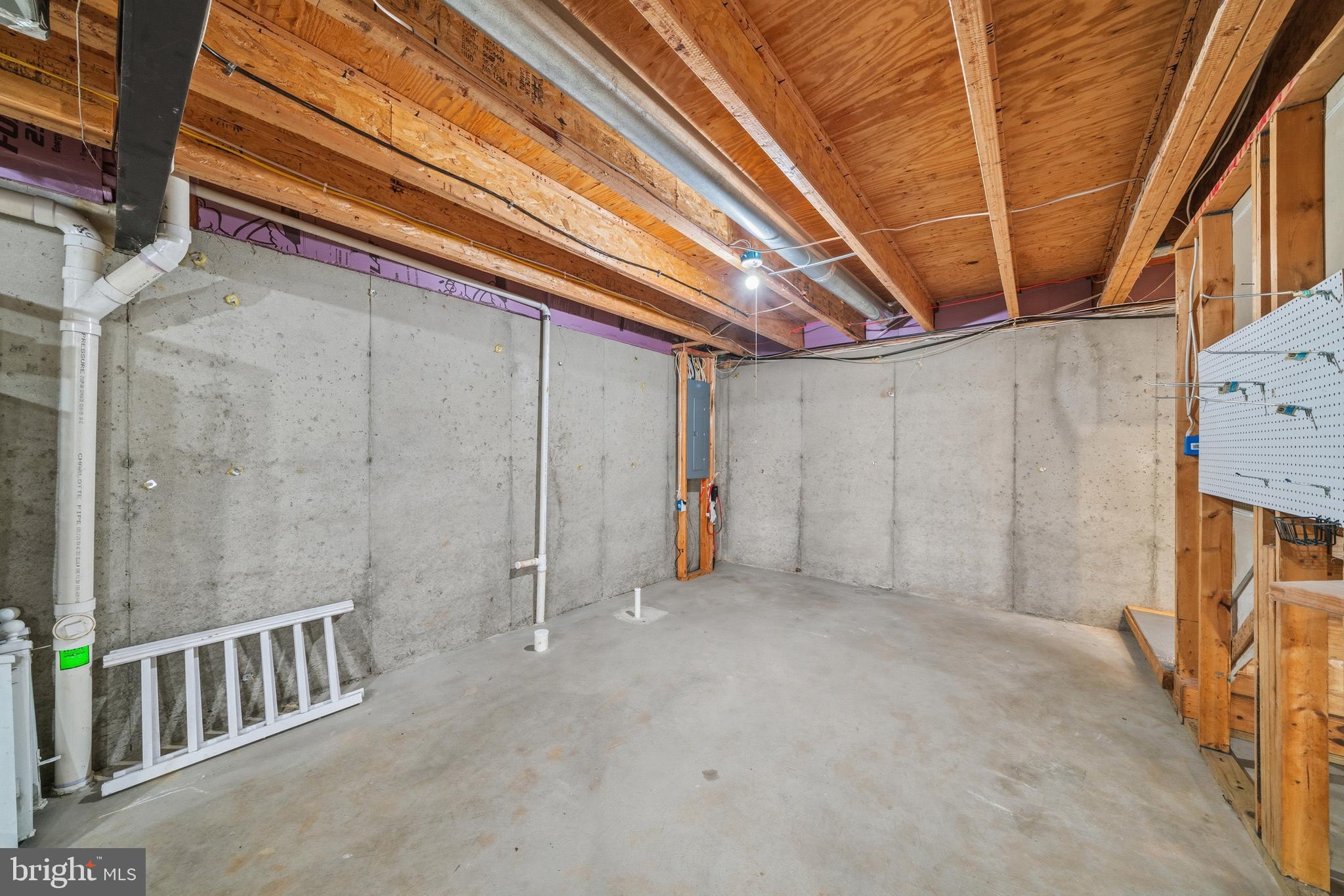 OAKLAND FARM - Residential