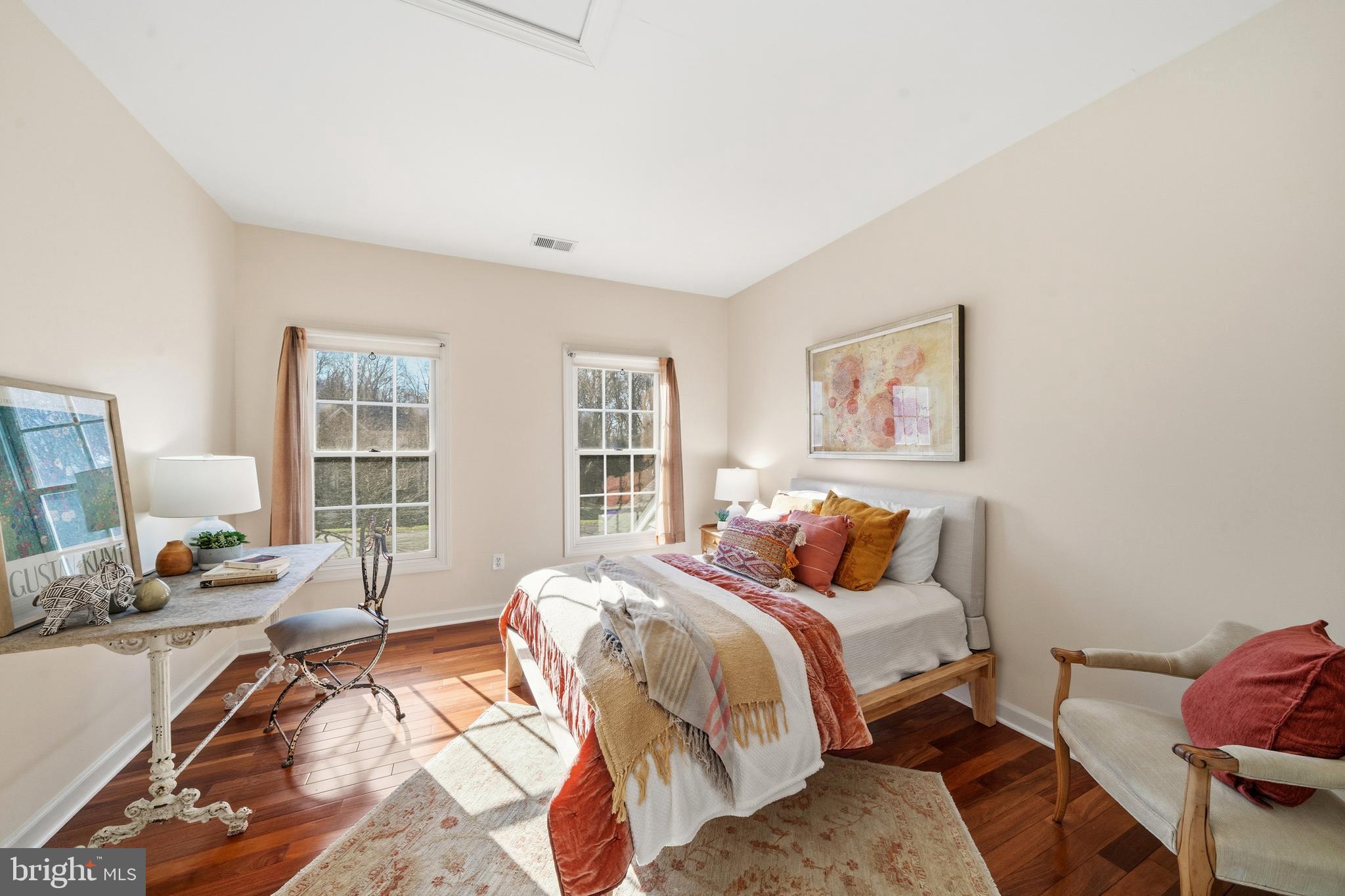 OAKLAND FARM - Residential