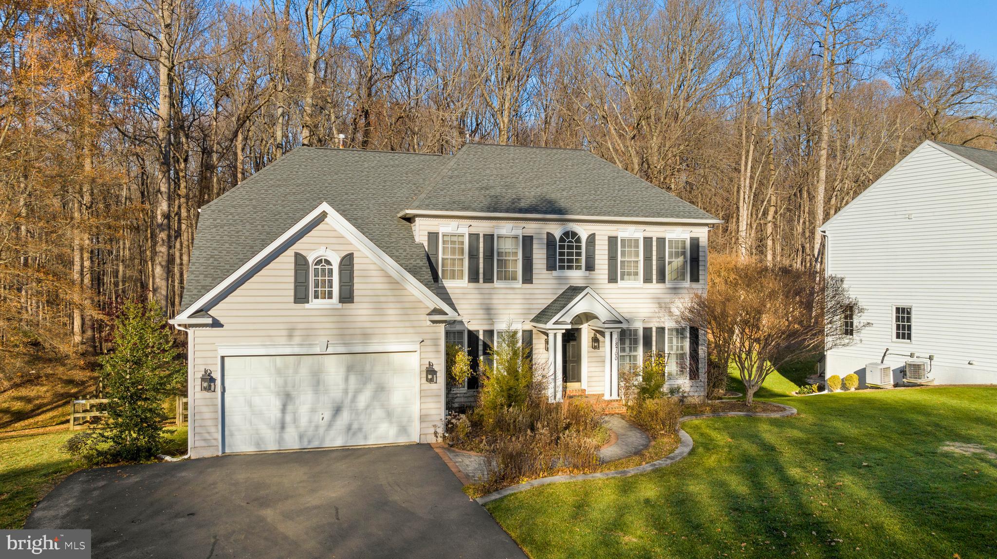 OAKLAND FARM - Residential