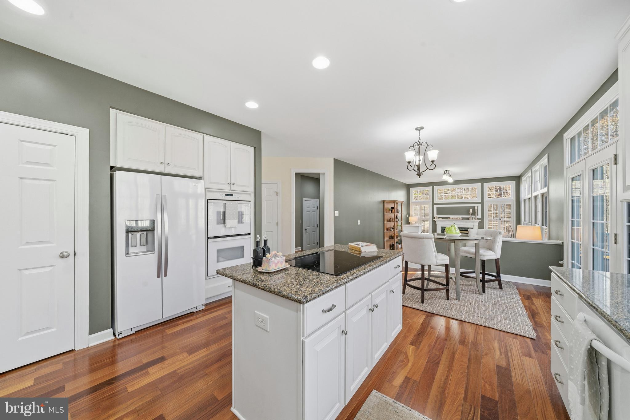 OAKLAND FARM - Residential