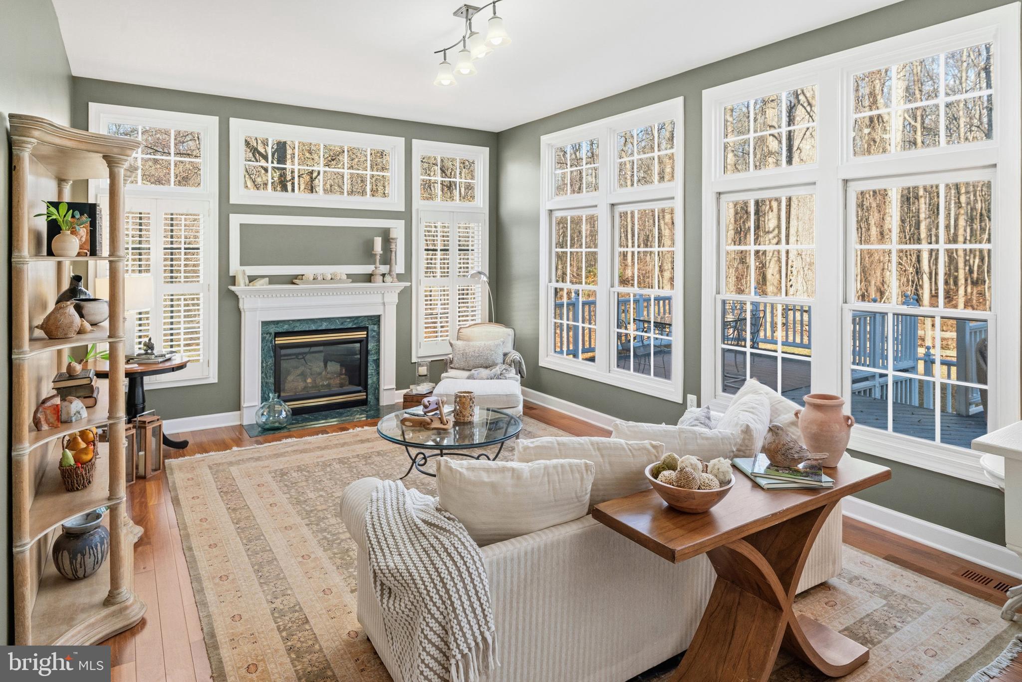 OAKLAND FARM - Residential