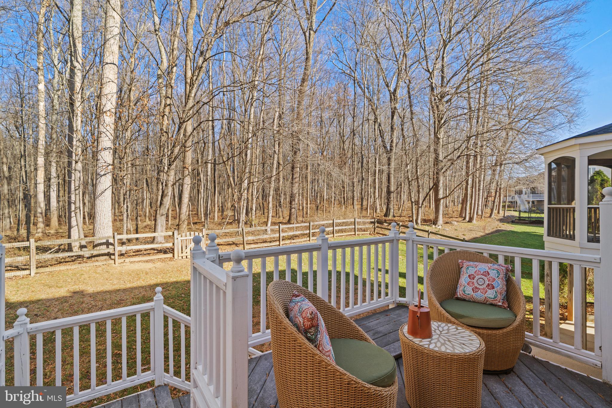 OAKLAND FARM - Residential