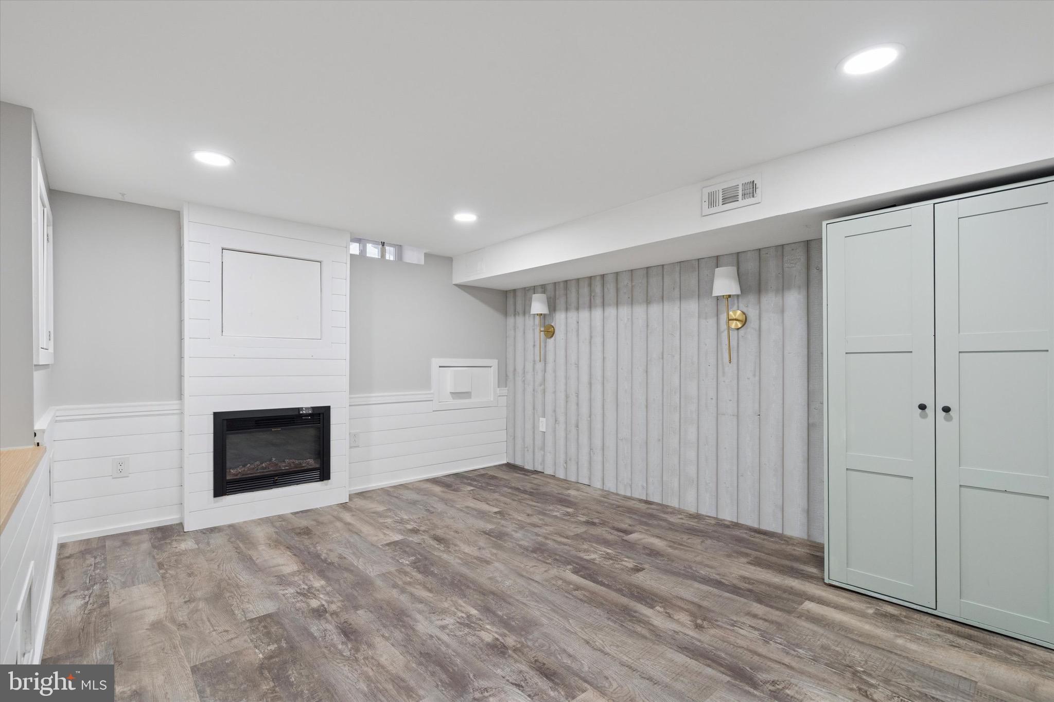 PASSYUNK SQUARE - Residential Lease