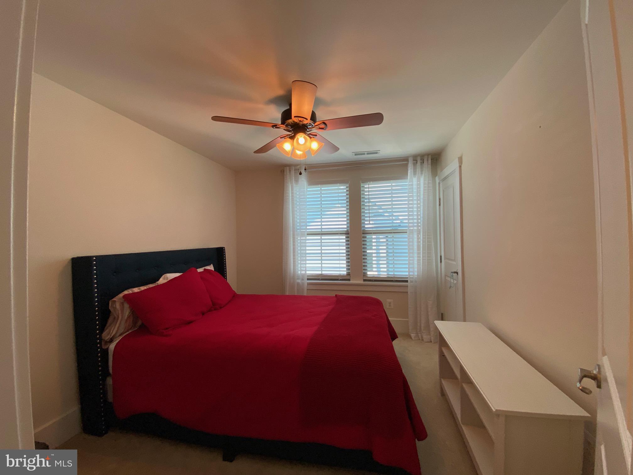 POTOMAC SHORES - Residential Lease