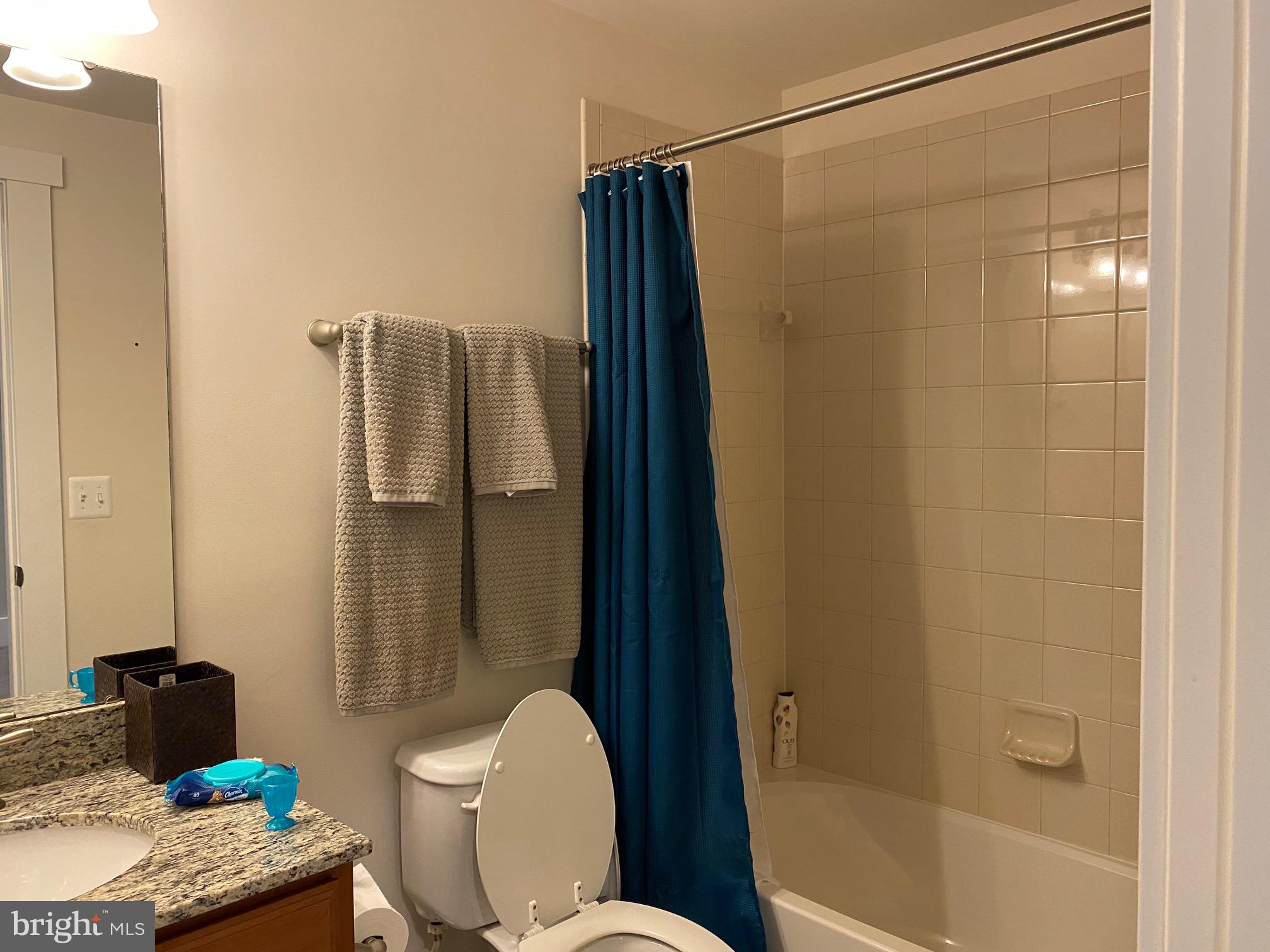 POTOMAC SHORES - Residential Lease