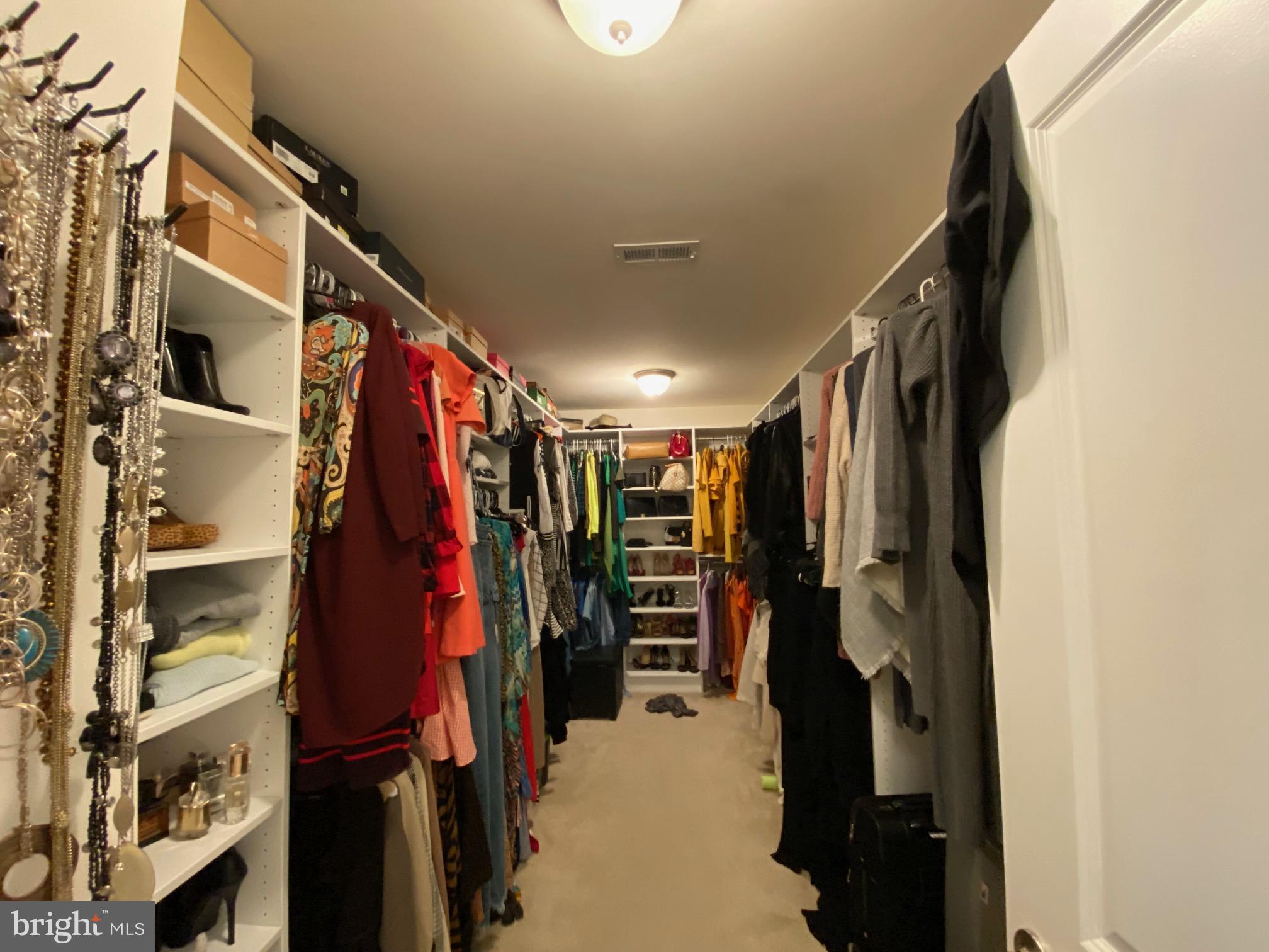 POTOMAC SHORES - Residential Lease