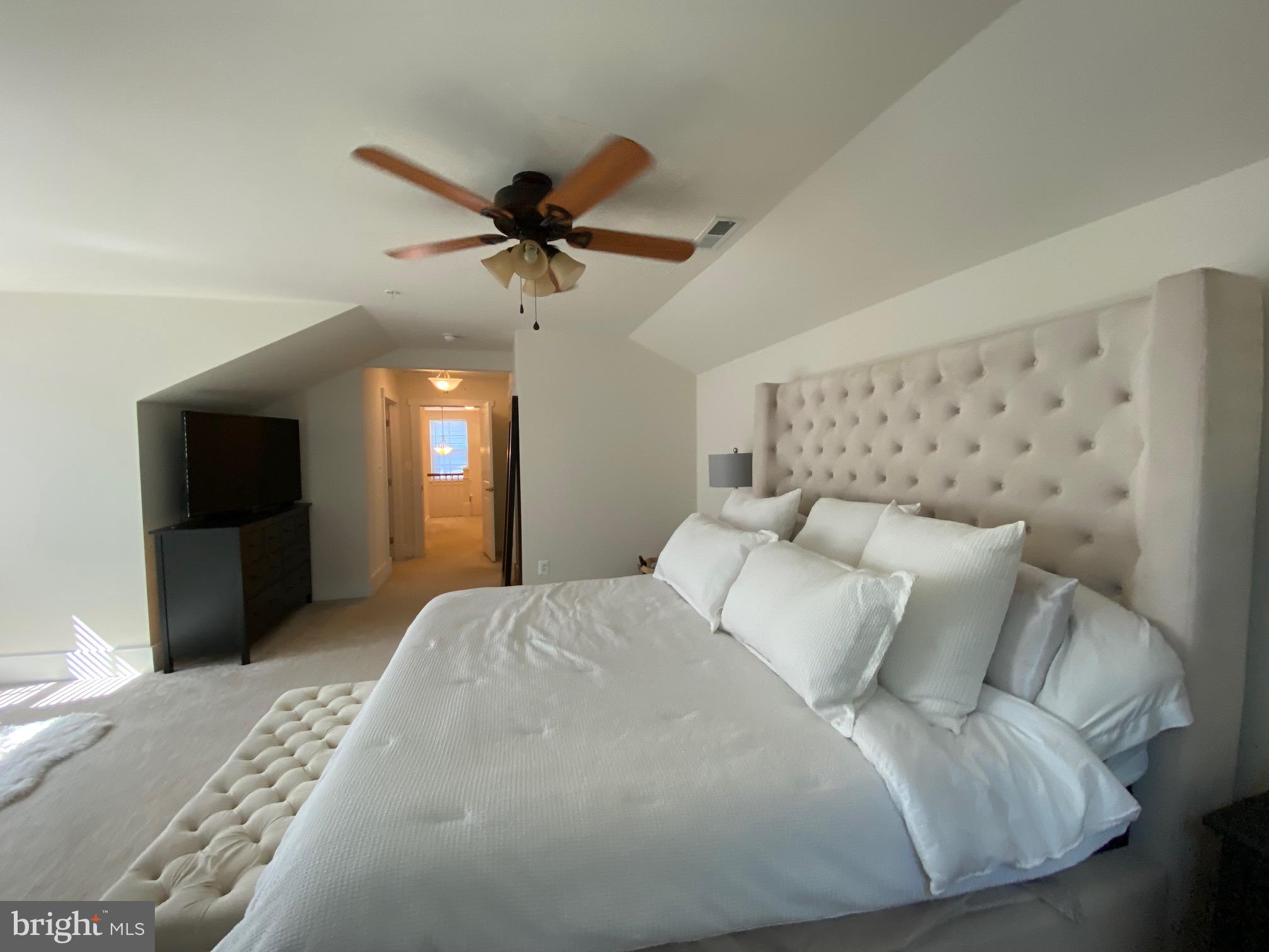 POTOMAC SHORES - Residential Lease